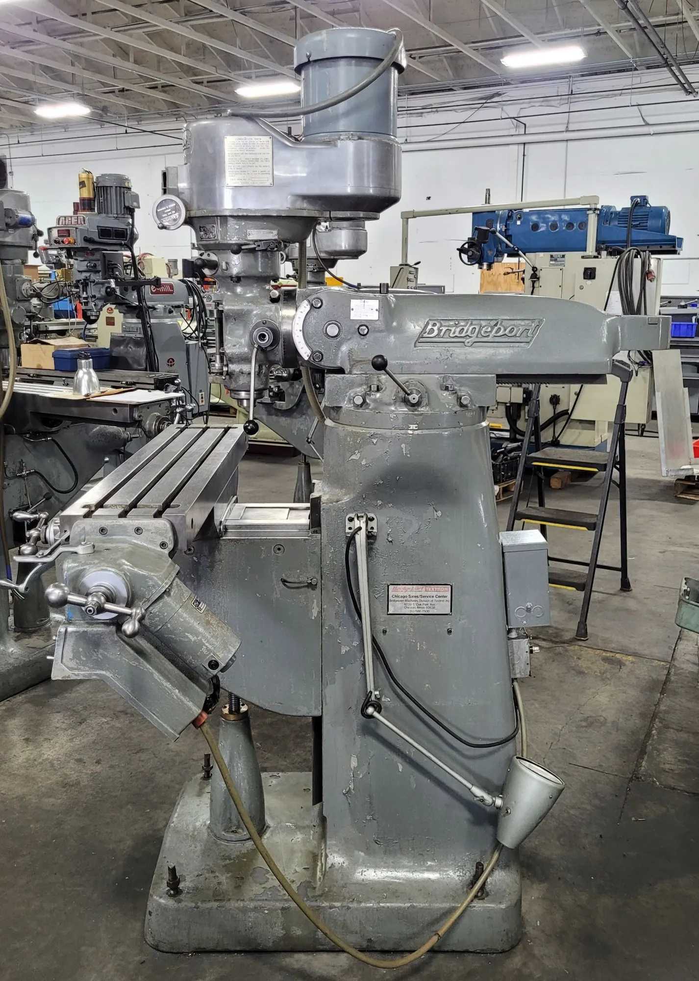 BRIDGEPORT SERIES 1 VERTICAL MILL, 2 HP, 9" X 42", R8, POWER FEED, CHROME WAYS - VERTICAL MILLING MACHINES