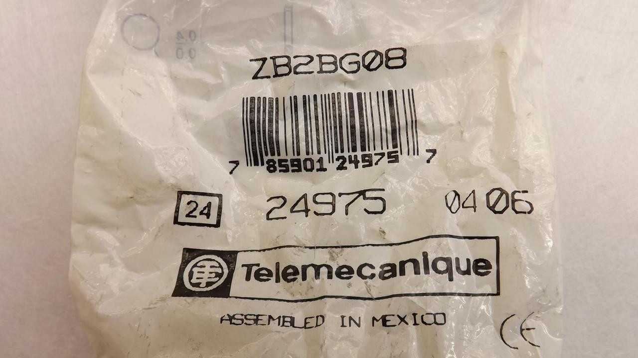 LOT OF 5 TELEMECANIQUE / SQUARE D ZB2BG08 KEYED SELECTOR SWITCHES T22167 - SWITCHES