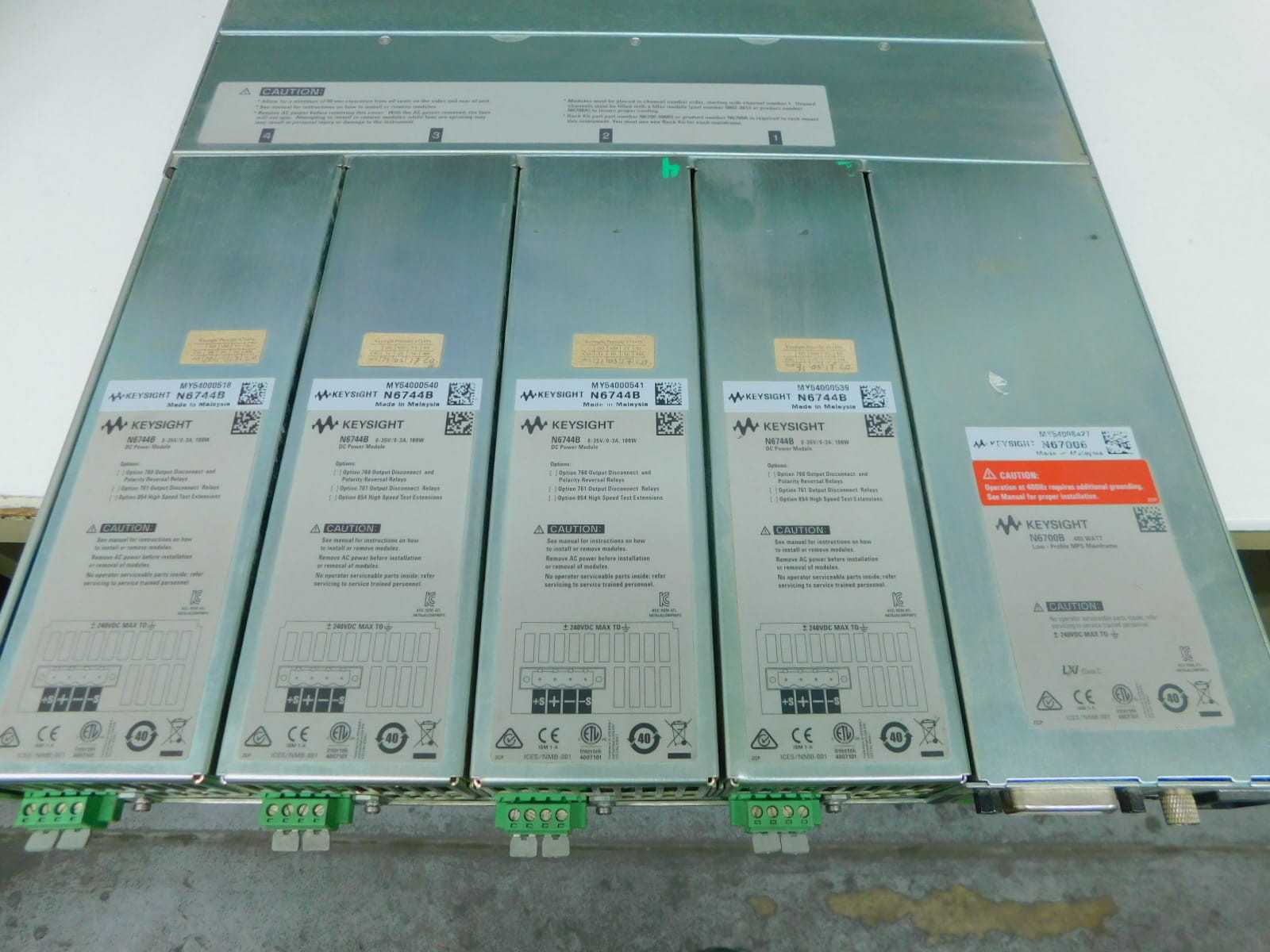 Keysight N6700B N6744B Modular Power System, 400W, 35V, 3A, 1U Mainframe, GPIB/USB/LAN - ANALYZER