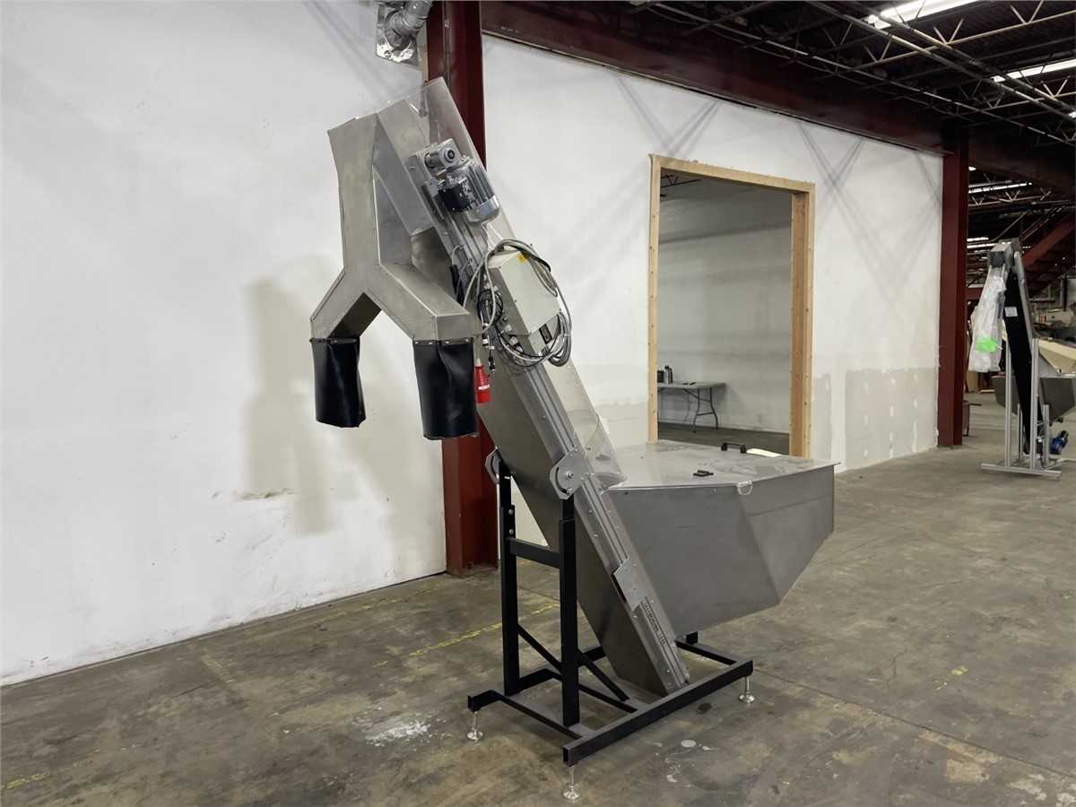 Schuma Elevator Hopper Conveyor With Diverter - BELT CONVEYOR