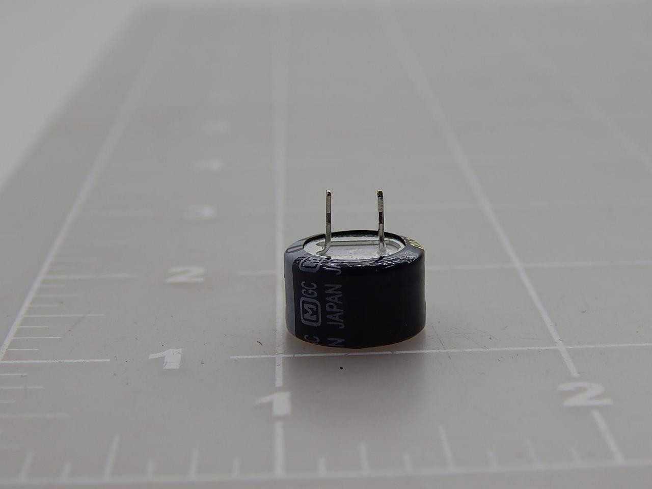 LOT OF 175 PANASONIC EECF5R5H473 SUPERCAPACITORS / ULTRACAPACITORS .047 F 5.5 V T88432 - ELECTRICAL COMPONENTS