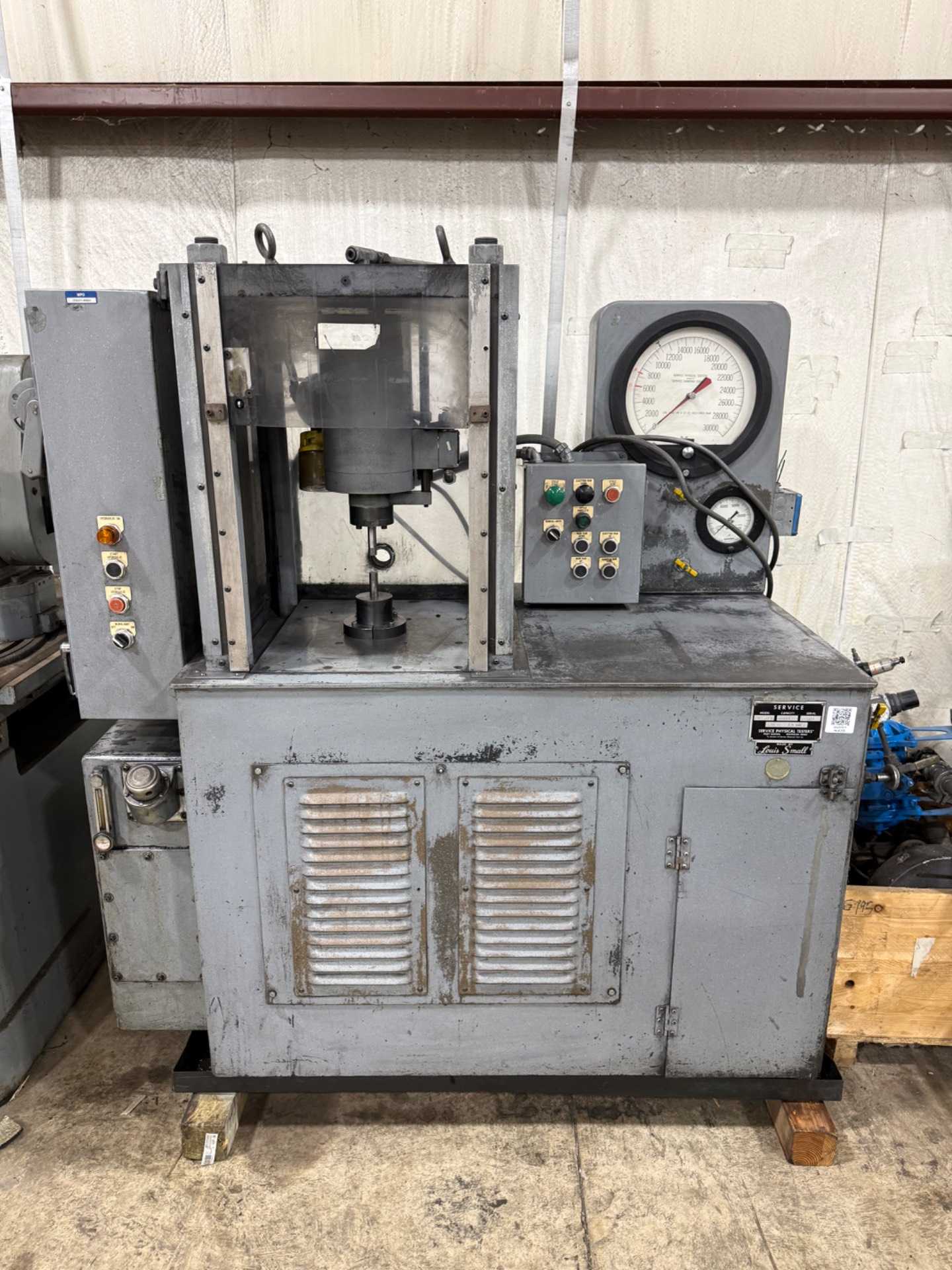 Louis Small PM P30B16 Compression Machine For Efficient Performance - MATERIAL TESTING