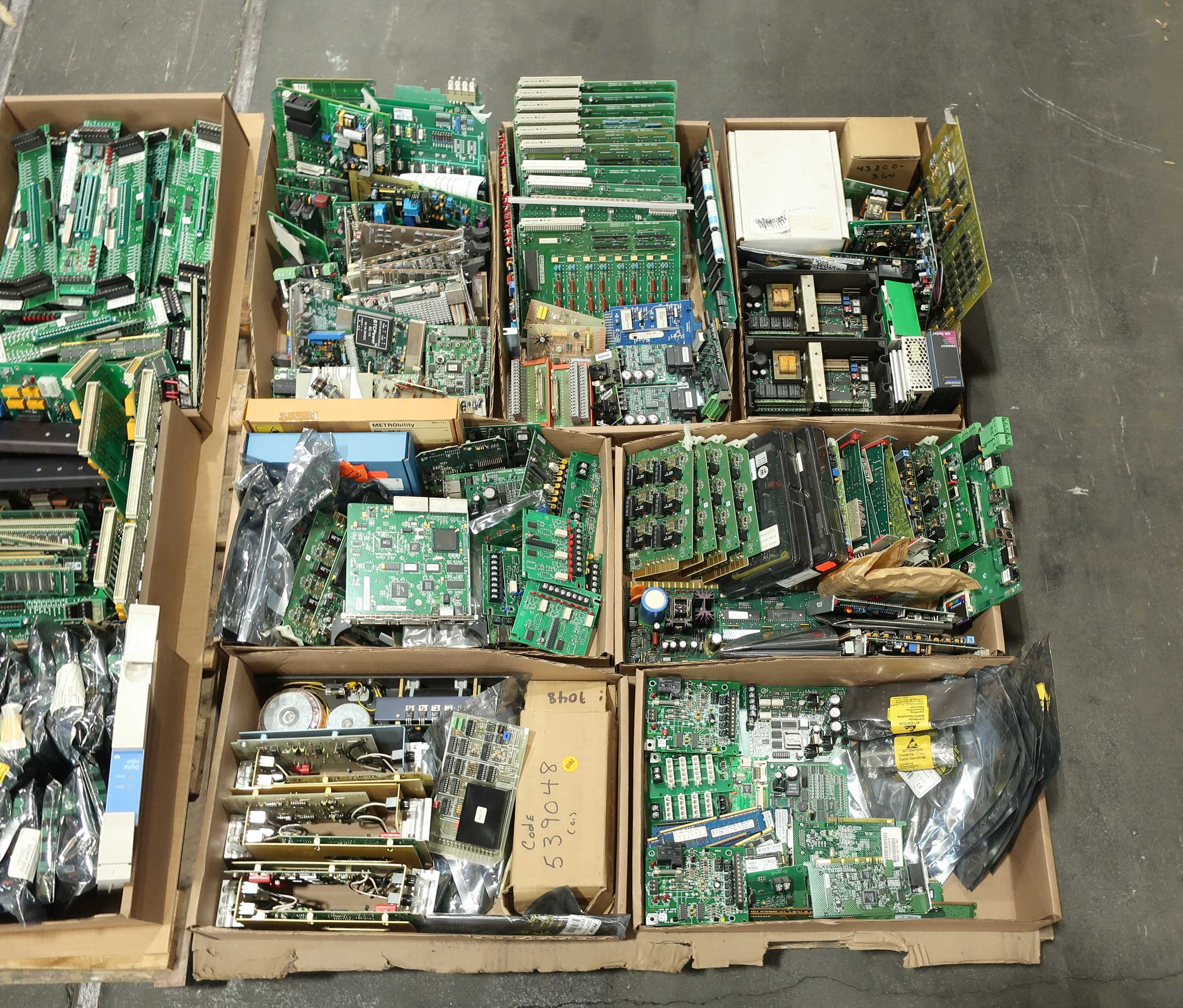 SKU 1779761 - 2 PALLETS OF ASSORTED PCB BOARDS - PCB CIRCUIT BOARDS