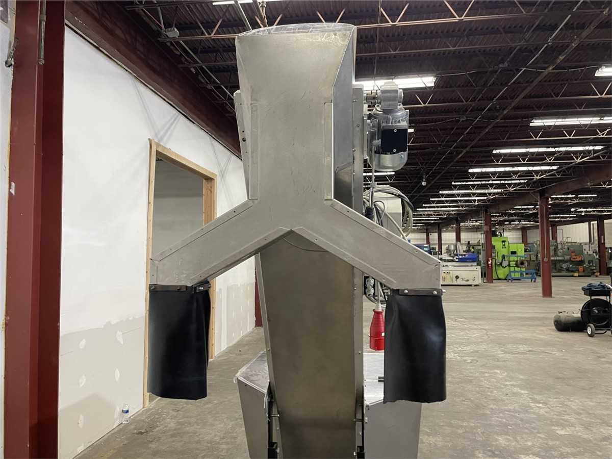 Schuma Elevator Hopper Conveyor With Diverter - BELT CONVEYOR