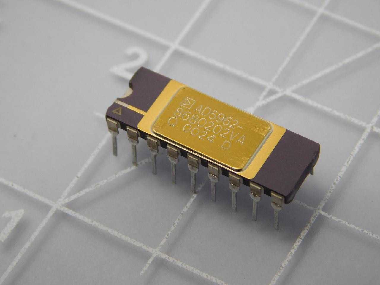 Analog Devices 5962-8680202VA 10-Bit ADC IC Mono Converter T133495 - INDUSTRIAL PARTS