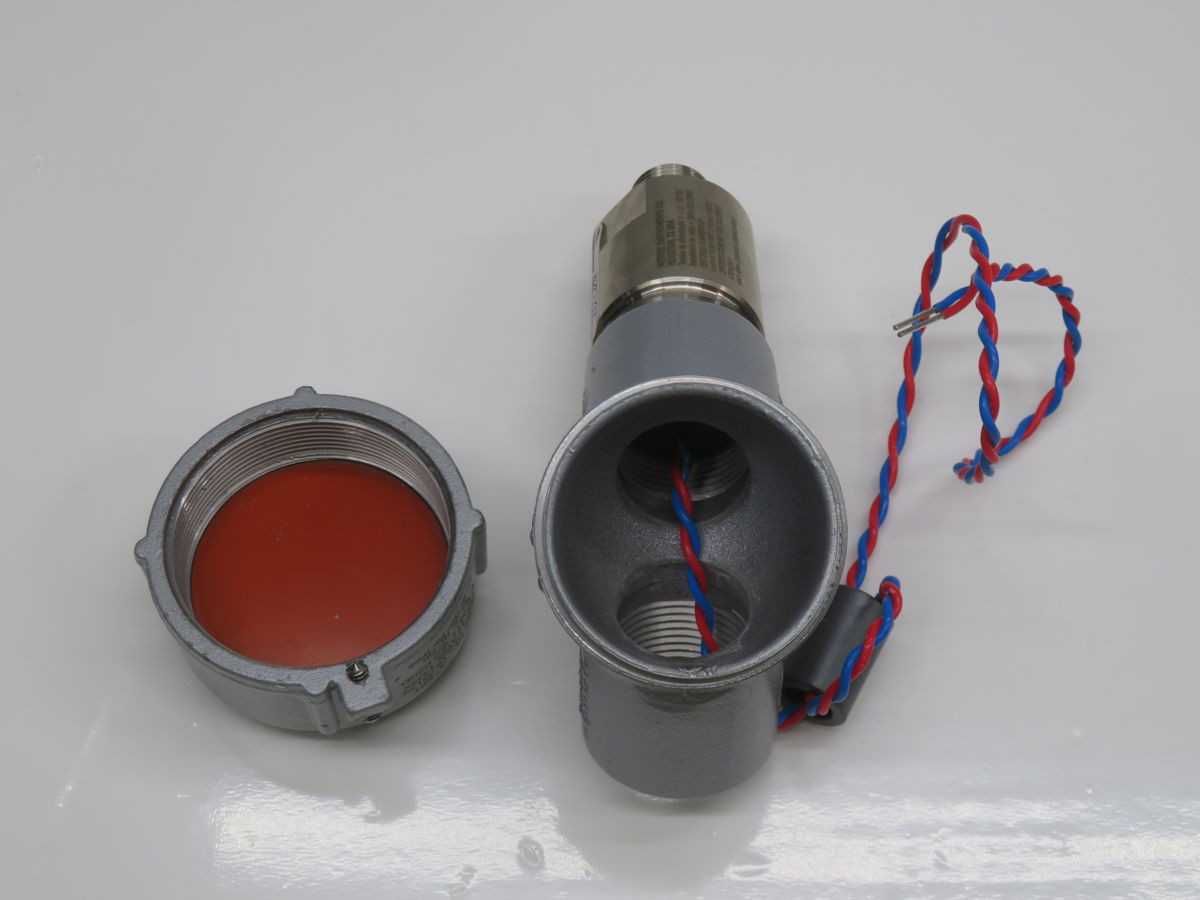 METRIX ST5484E-121-0160-00 VIBRATION TRANSMITTER T247424 - CONSISTENCY TRANSMITTER