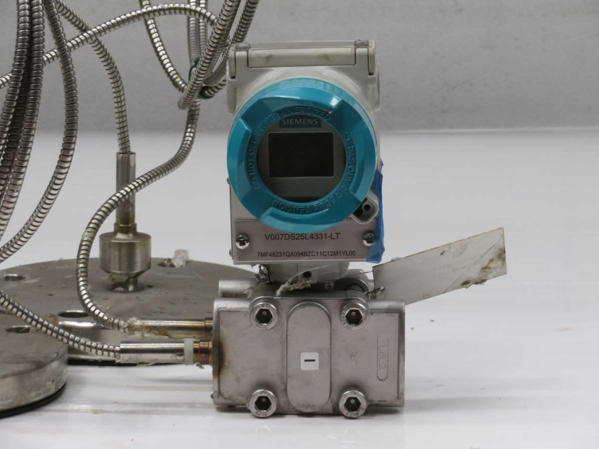 SIEMENS SITRANS P DS III DIFFERENTIAL PRESSURE TRANSMITTER T257865 - PRESSURE TRANSMITTER