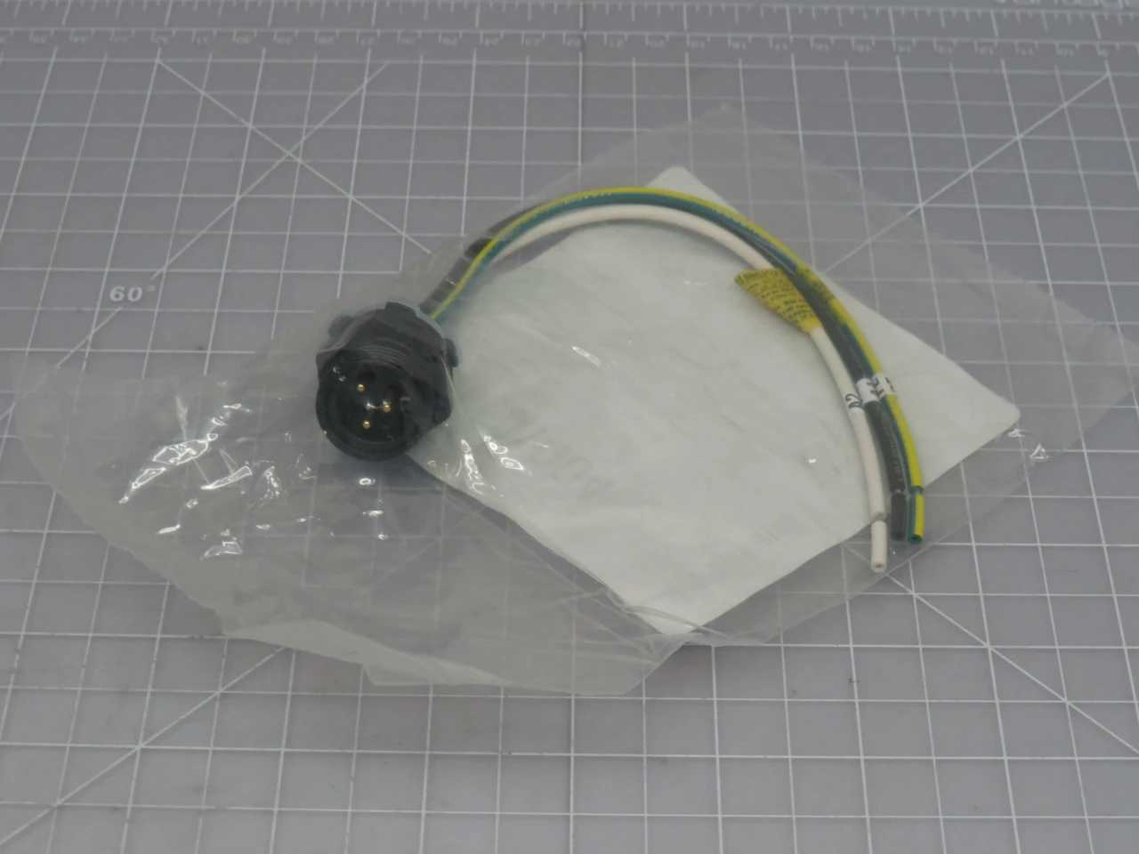 LOT OF 240 BRAD POWER 1300661004 1R3006A20V003G MINI-CHANGE RECEPTACLE 3P MALE BLACK ANODIZED 16 AWG - PLUGS & RECEPTACLES