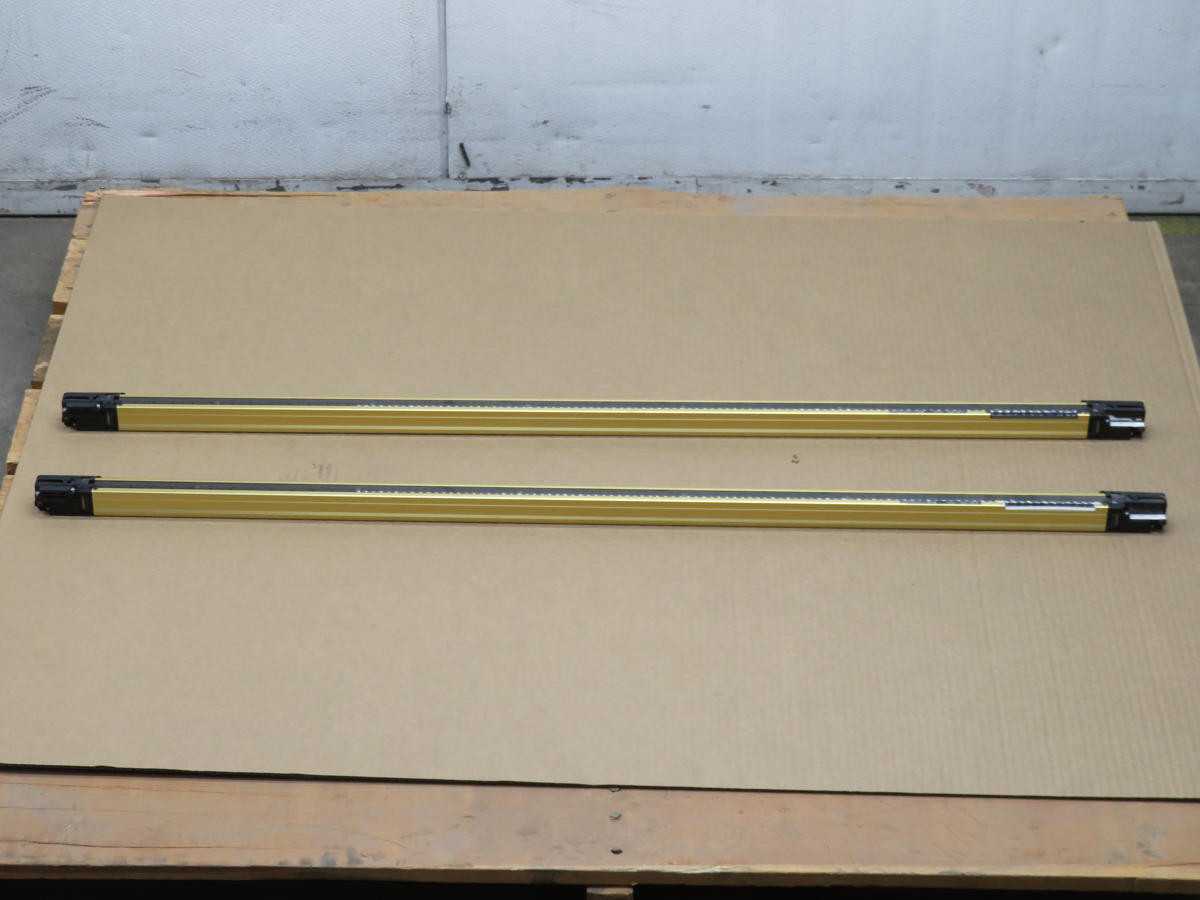 Lot Of 2 Panasonic SF4B-H56 E & SF4B-H56 D Sensors T216217 - SENSORS