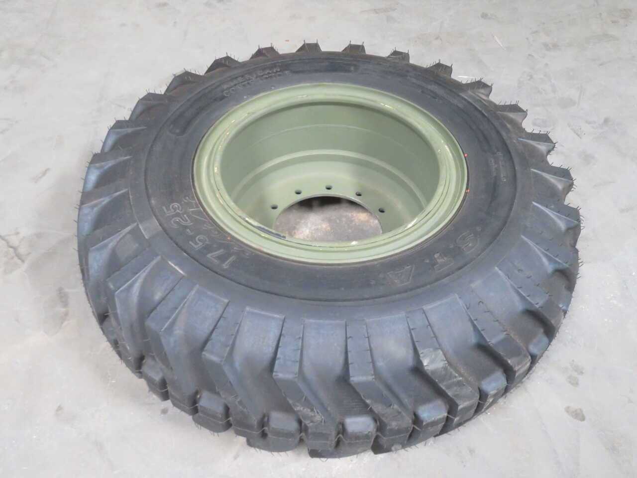 American Contractor 17.5-25 E2/C2/L2 Heavy-Duty Multi-Purpose Radial Tire T272379 - INDUSTRIAL PARTS