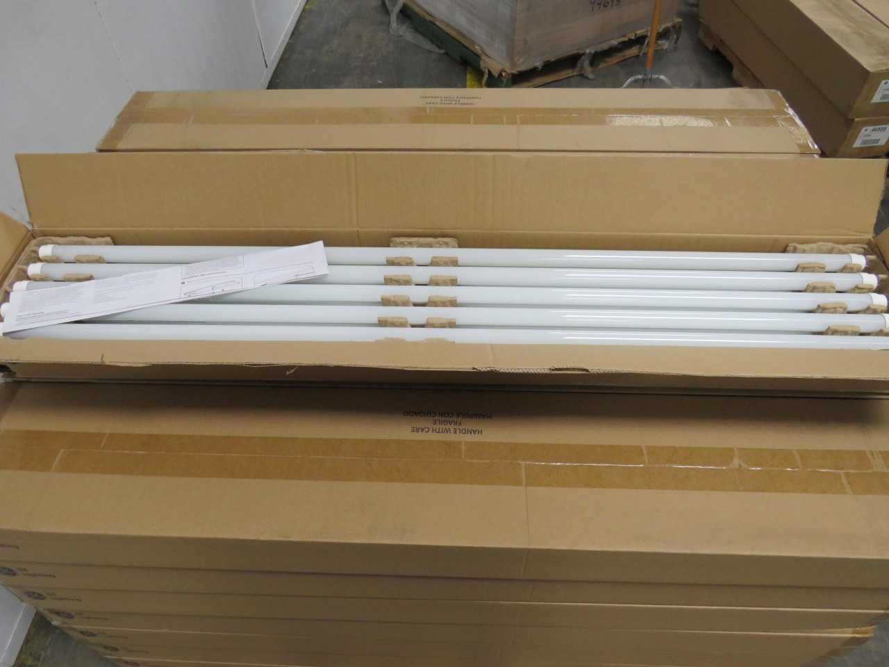 LOT OF 310 GE 76271 LED12T8/G/4/850
T8 10 WATT LED STRAIGHT TUBE 48 INCH MEDIUM BI-PIN (G13) 5000K - LIGHTING