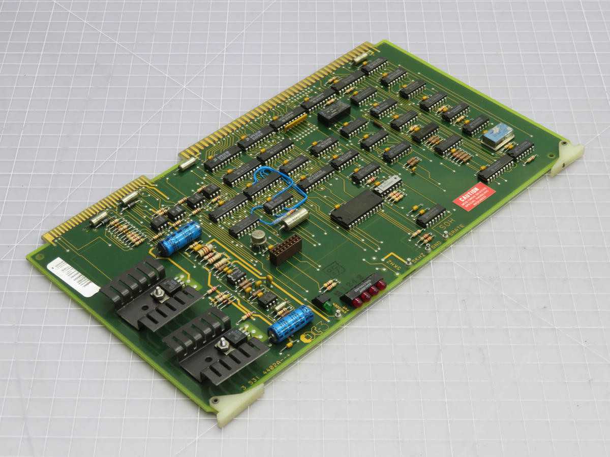 CINCINNATI MILACRON 3-531-4402A 3293678 PLC MODULE / RACK T215430 - OPERATOR CONTROLS CINCINNATI MILACRON 3-531-4402A 3293678 PLC MODULE / RACK T215430 - OPERATOR CONTROLS