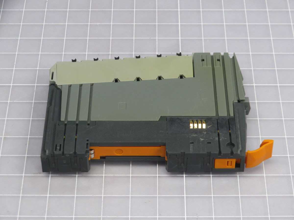 B&R X20 AT 6402 INPUT MODULE T245890 - MOTOR DRIVES