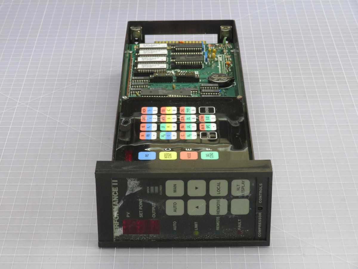 COMPRESSOR CONTROLS SERIES II CONTROLLER ANTI SURGE II T232708 - OPERATOR CONTROLS