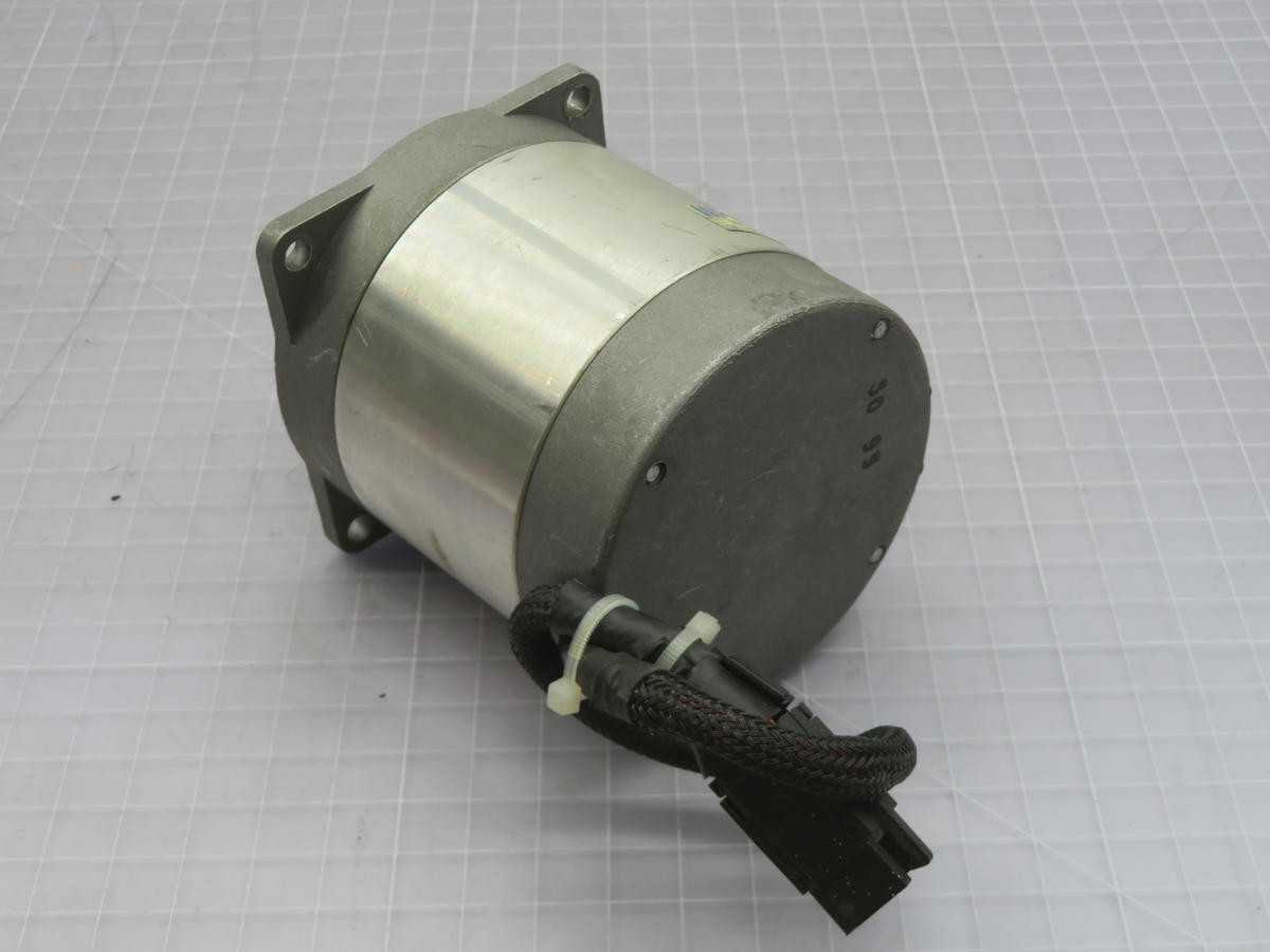 MAE HY-200-3437-400B8 STEPPING MOTOR T215636 - ELECTRIC MOTORS