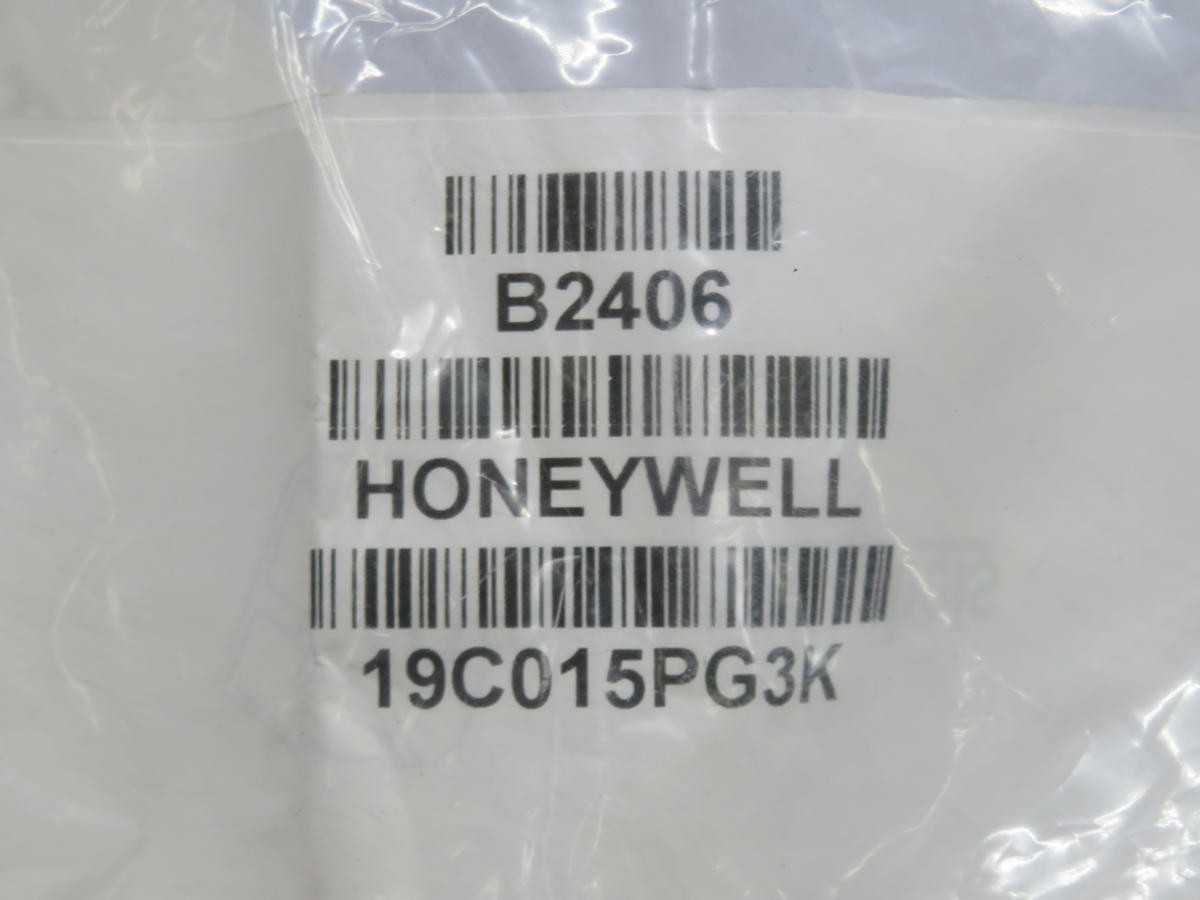 LOT OF 4 HONEYWELL 19C015PG3K SENSOR 15PSIG 0.1V T223553 - SENSORS