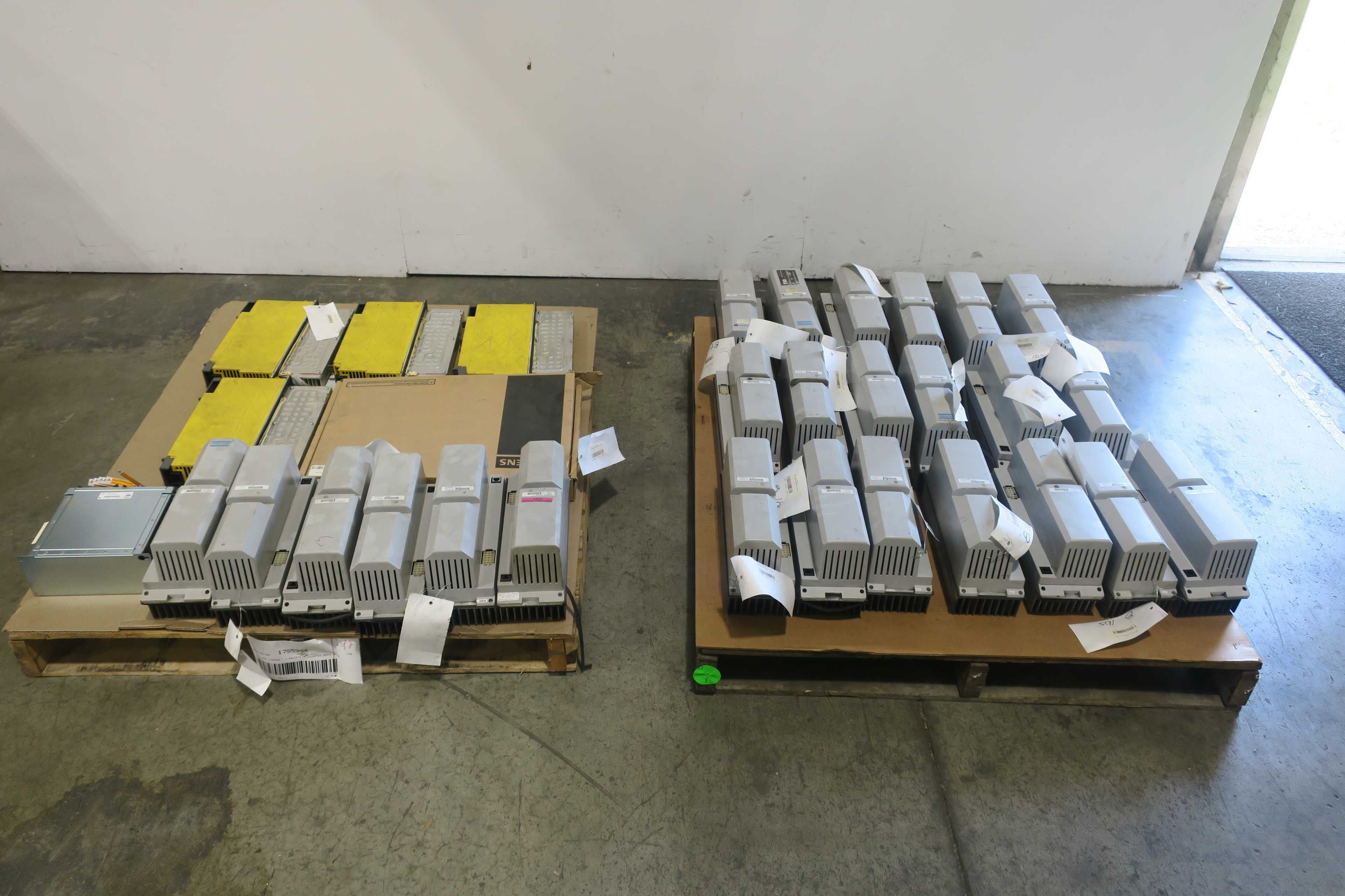SKU 1785984 - 2 PALLETS OF ASSORTED SERVO DRIVES - SERVO DRIVES