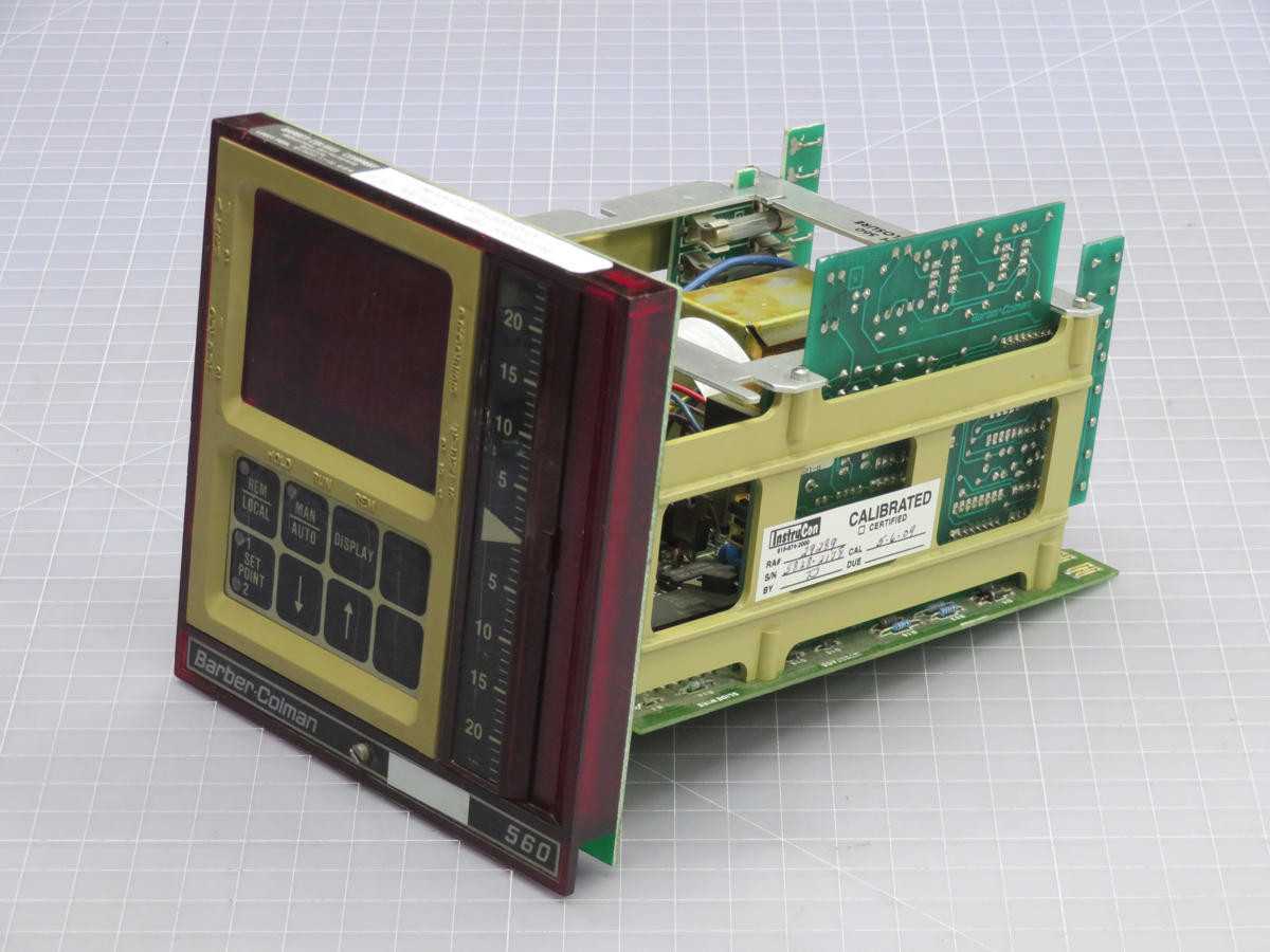 BARBER COLMAN 5653-0402-1-320-2-00 TEMPERATURE CONTROLLER T235111 - AUTOMATION & CONTROLS