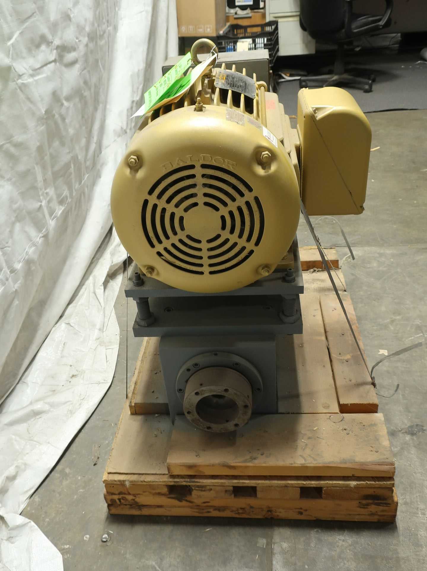 Baldor 30 HP AC Electric Motor With Carriage Table, 286TS, 3520 RPM, 460 V Three Phase - AC MOTOR