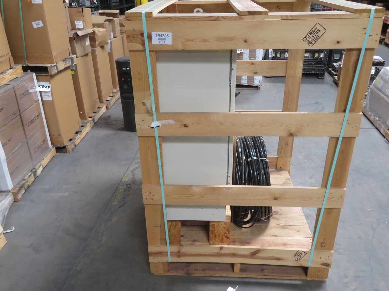 Commscope FD3-AJ864J00JGBP4 Fiber Distribution Large Cabinet T272422 - FIBER OPTIC CABLE