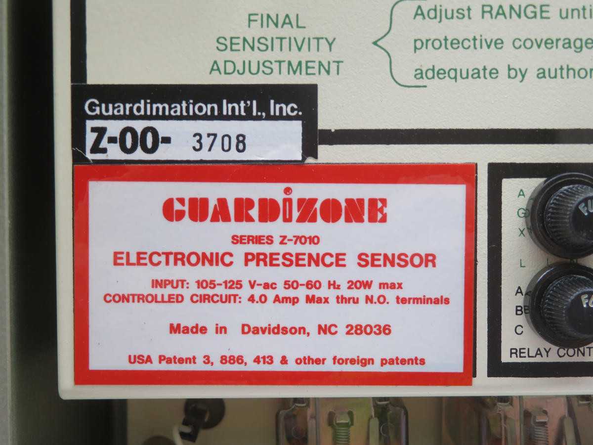 GUARDIMARK Z-7010 Z-00-3708 ELECTRIC PRESENCE SENSOR T213701 - SENSORS