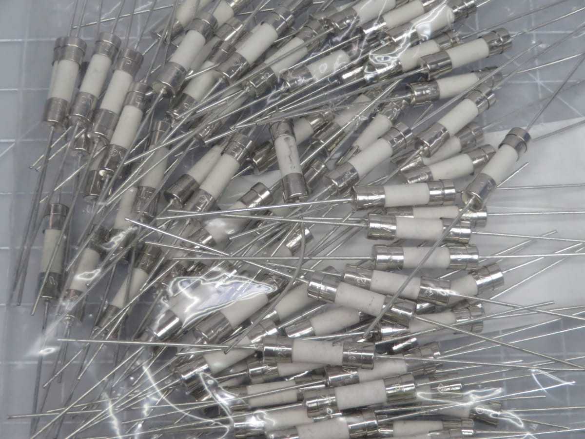 LOT OF 1000 LITTELFUSE 0215012.MXEP CARTRIDGE FUSES 250V 12A T196504 - FUSES