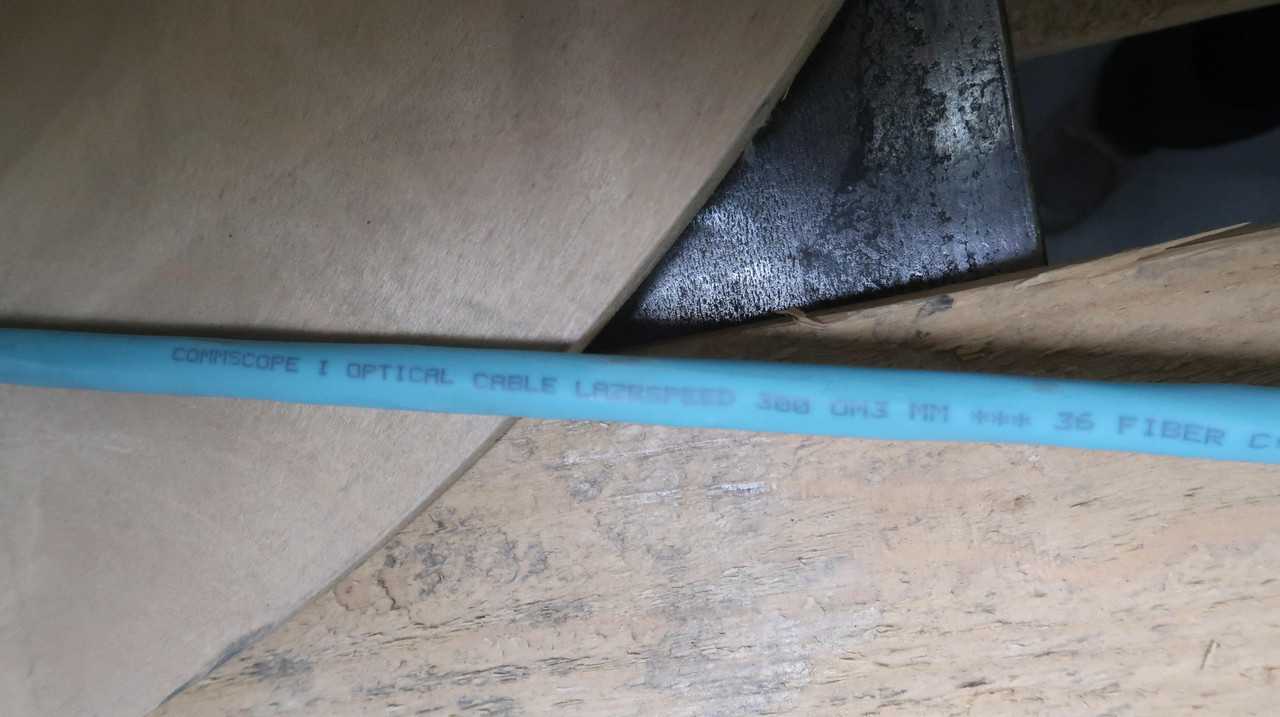 COMMSCOPE N-036-MP-5L-F12AQ/D 760009753 OM3 FIBER OPTIC CABLE MULTIMODE 36F 1526FT - FIBER OPTIC CABLE