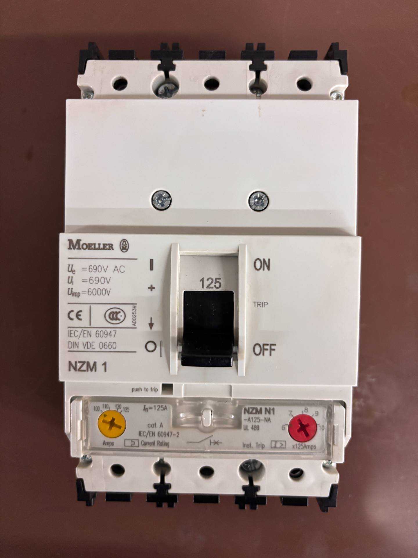 2008 MOELLER NZM N1-A125-NA MOLDED CASE CIRCUIT BREAKER - CIRCUIT BREAKERS