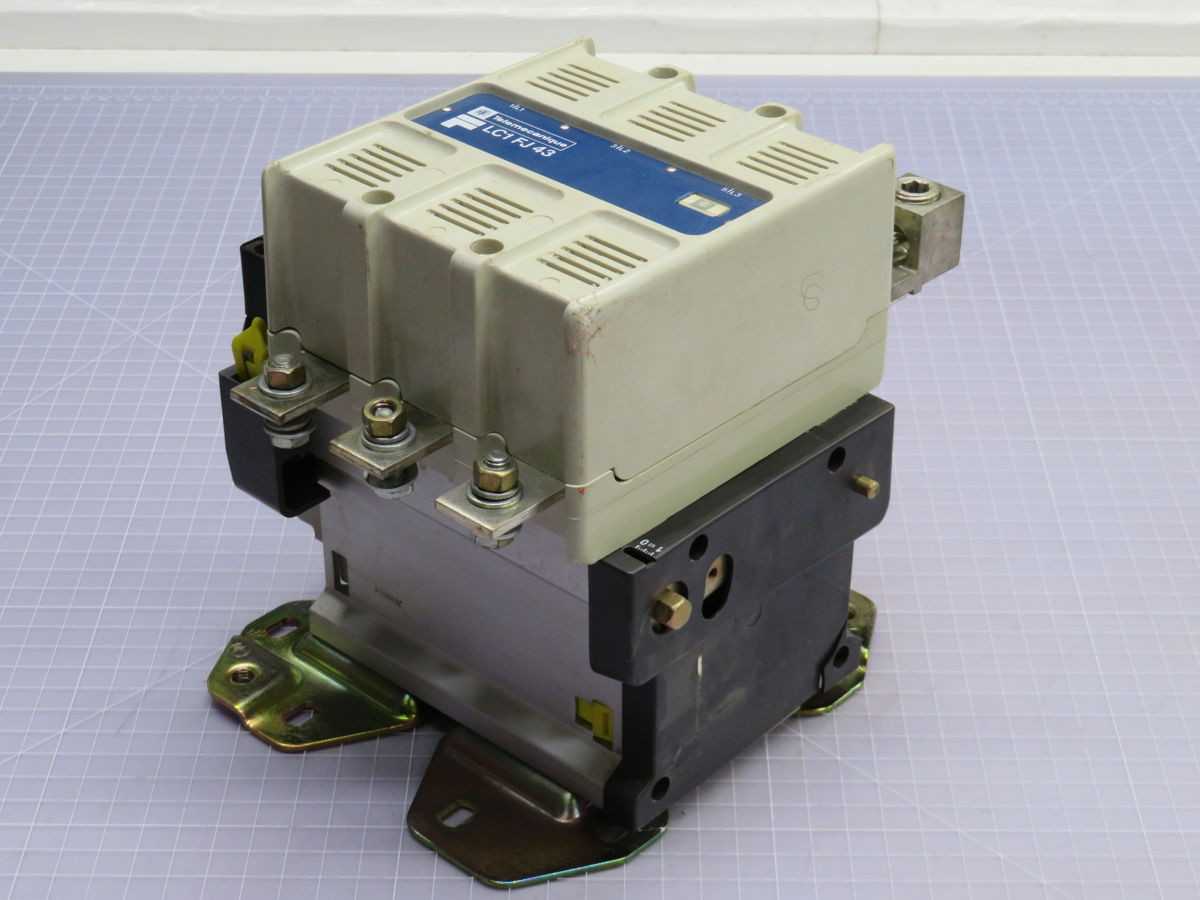TELEMECANIQUE LC1 FJ 43 CONTACTOR T254663 - CONTACTORS