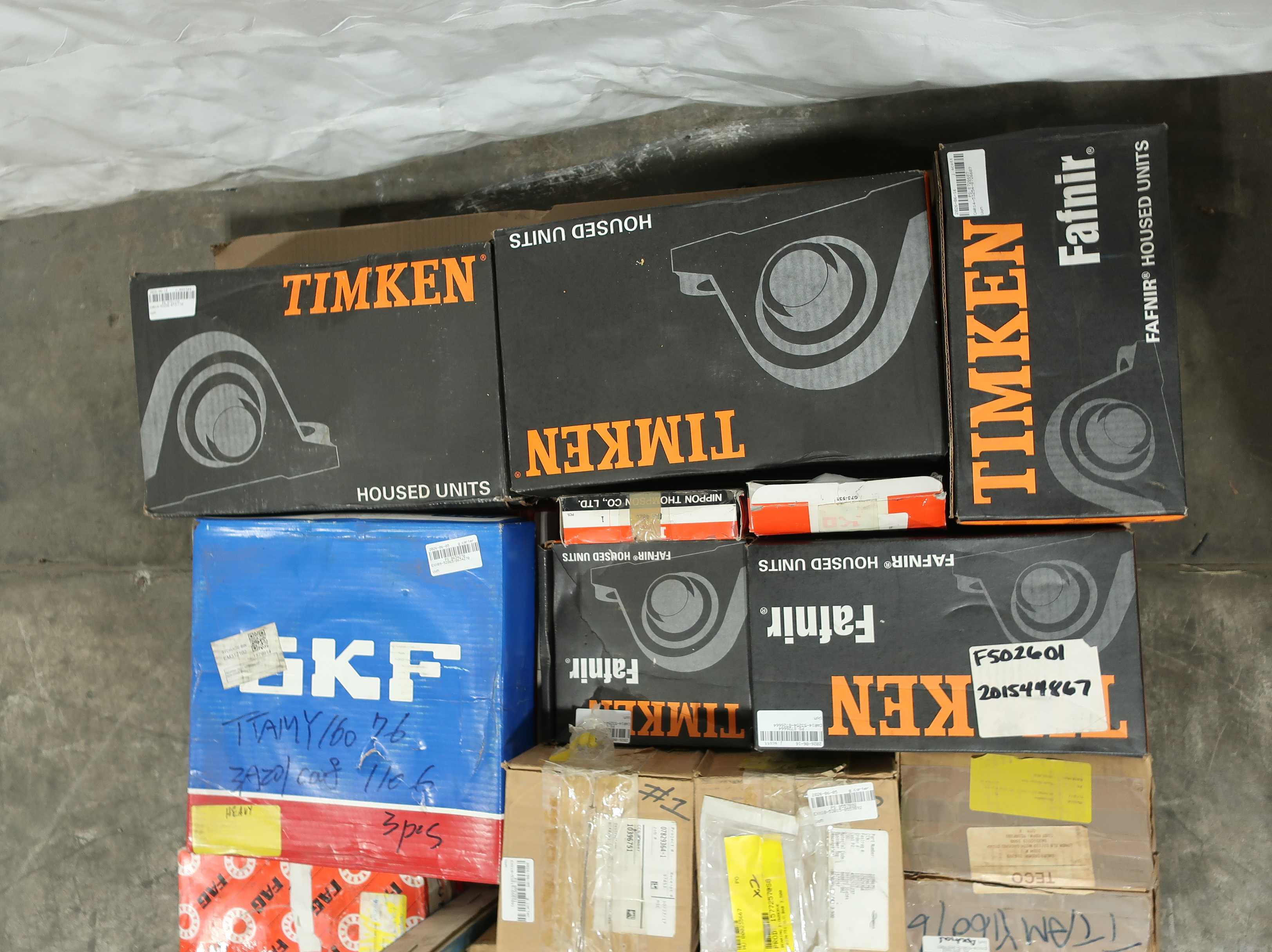 SKU 1775683 - PALLET OF ASSORTED BEARINGS - BEARINGS