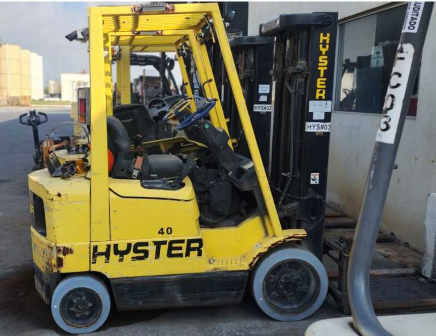 HYSTER S40XM LPG FORKLIFT 3800 LB CAPACITY 189" MAX HEIGHT - 8500 HRS - SIT-DOWN FORKLIFTS