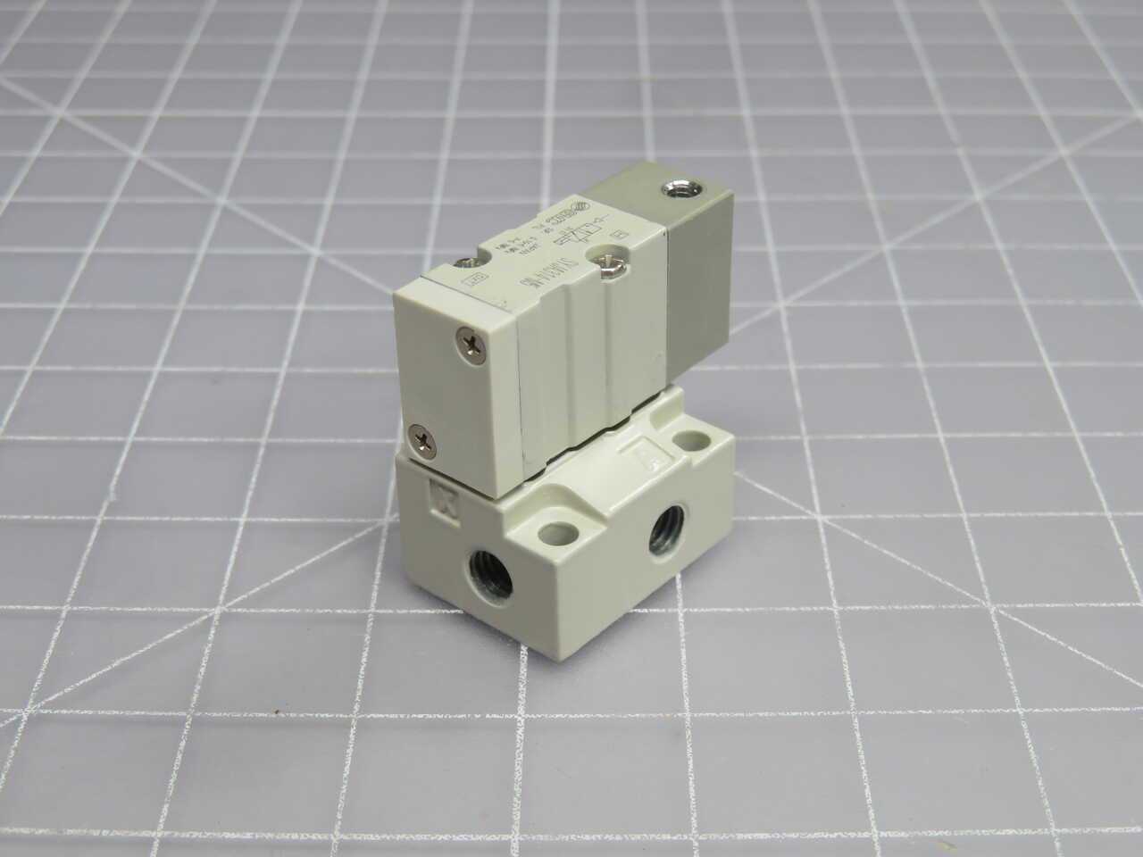 LOT OF 5 SMC SYJA314-M5 SOLENOID VALVES T271248 - PNEUMATIC VALVE