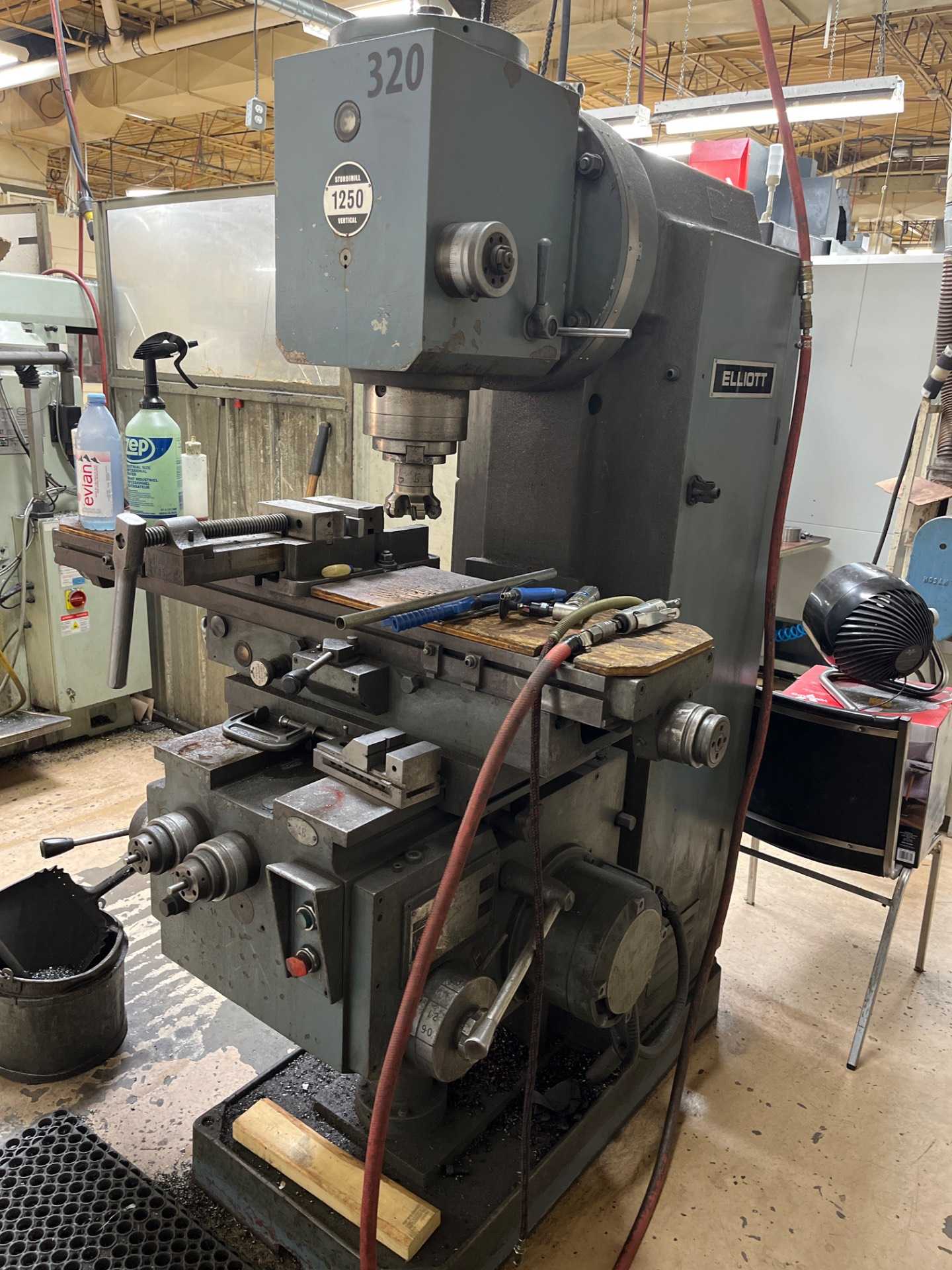 Elliott Sturdimill 1250 Universal Milling Machine - 50" Table, 1400 RPM, 9.6 HP - UNIVERSAL MILLING MACHINES
