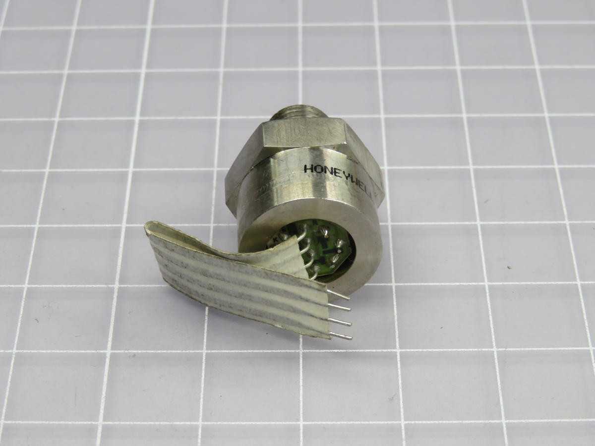 LOT OF 3 HONEYWELL 13C5000PA4K SENSOR 5000PSIA COMP RATIO OUT T223638 - SENSORS
