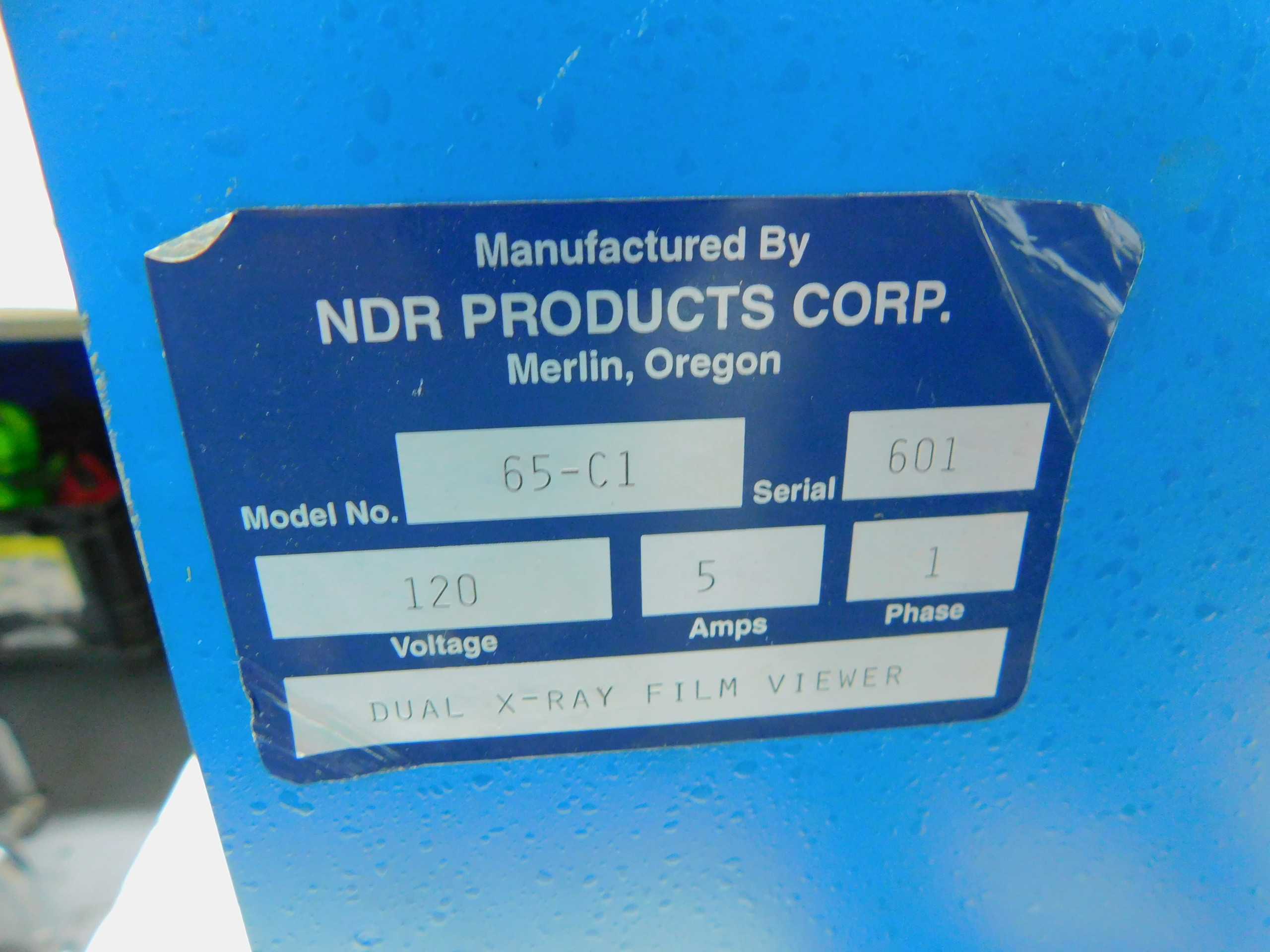 NDR PRODUCTS 65-C1 HEAVY-DUTY TWIN-DELUXE X-RAY FILM VIEWER - MISCELLANEOUS