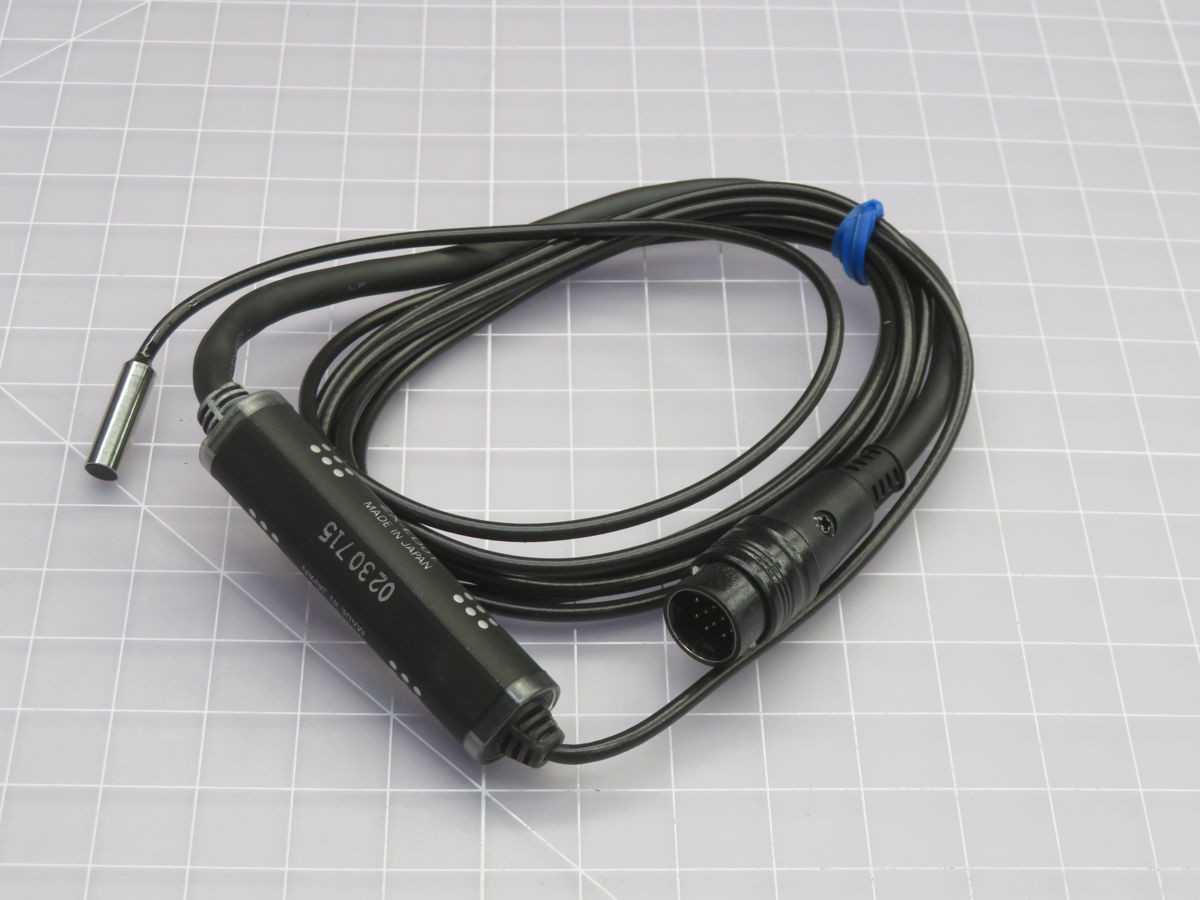 OMRON ZX-ED01 INDUCTIVE HEAD SENSOR T256511 - SENSORS