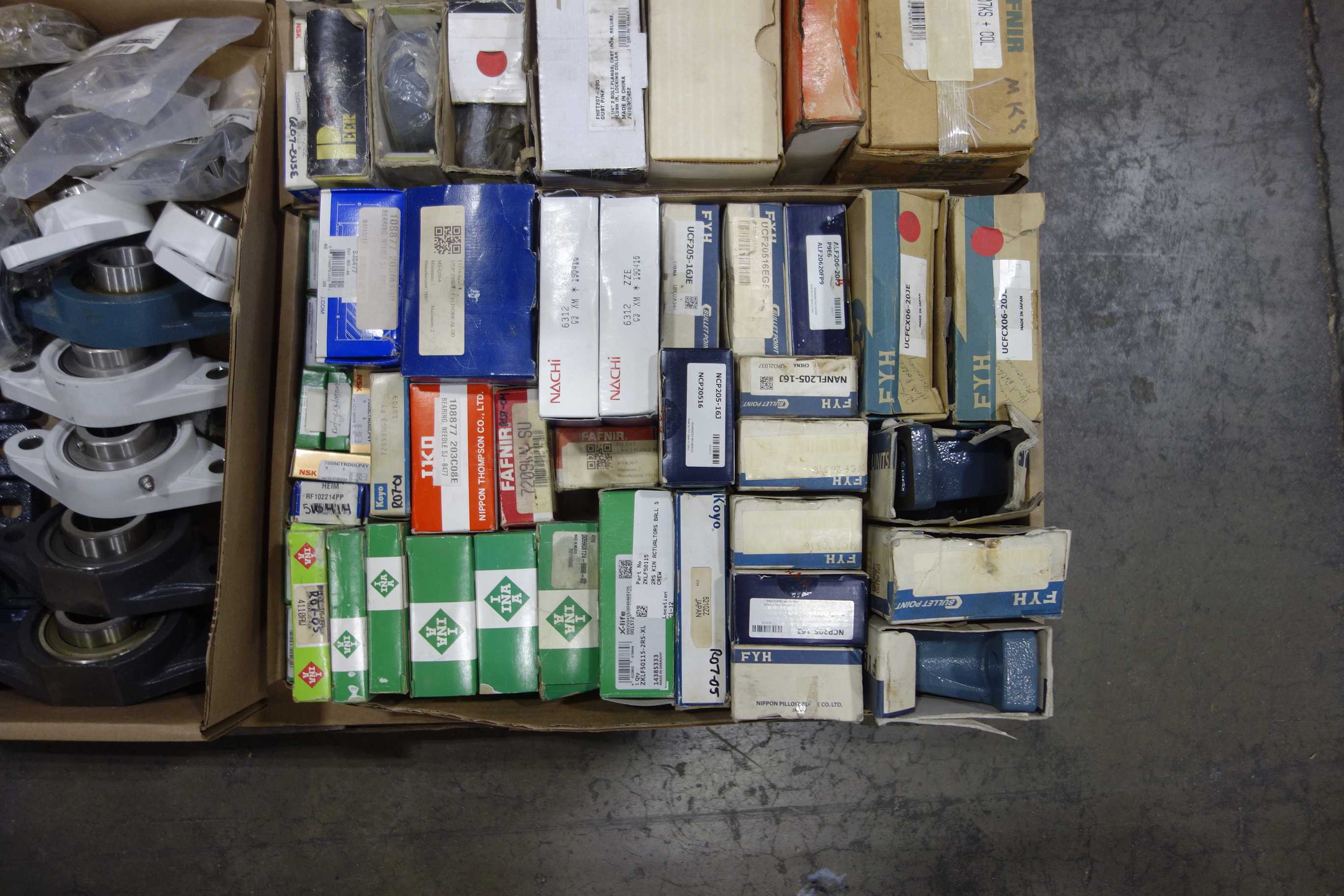 SKU 1772293 - PALLET OF ASSORTED BEARINGS - BEARINGS