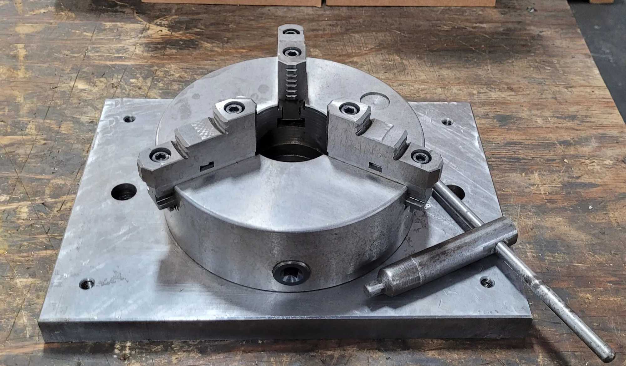 10In Bison 3 Jaw Chuck With Plate - Precision Machining Tool - MACHINING ACCESSORIES & TOOLING