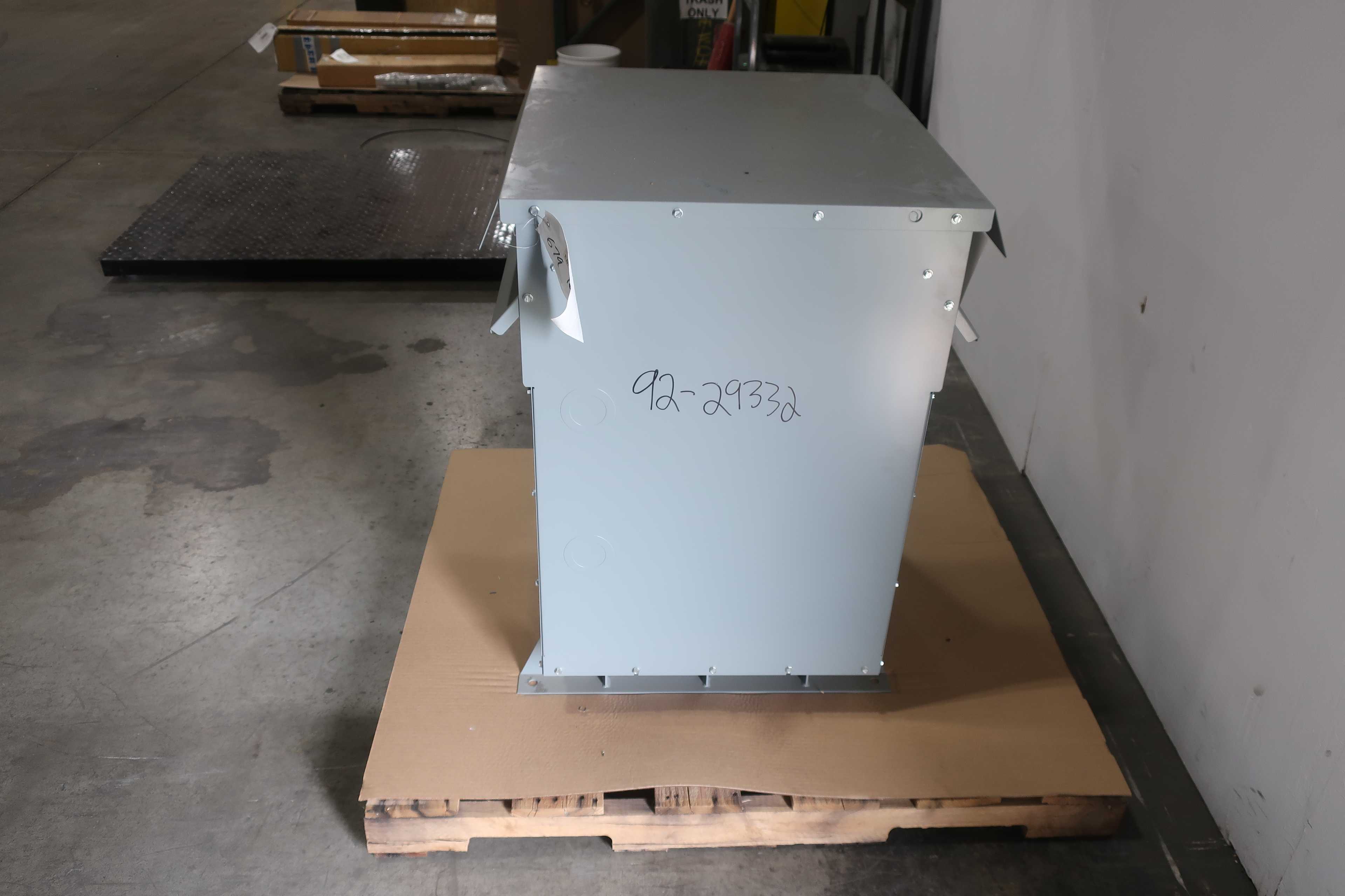 SKU 1711224 - HAMMOND SG3A0075PG0C SENTINEL G VOLTAGE TRANSFORMER - POWER TRANSFORMERS