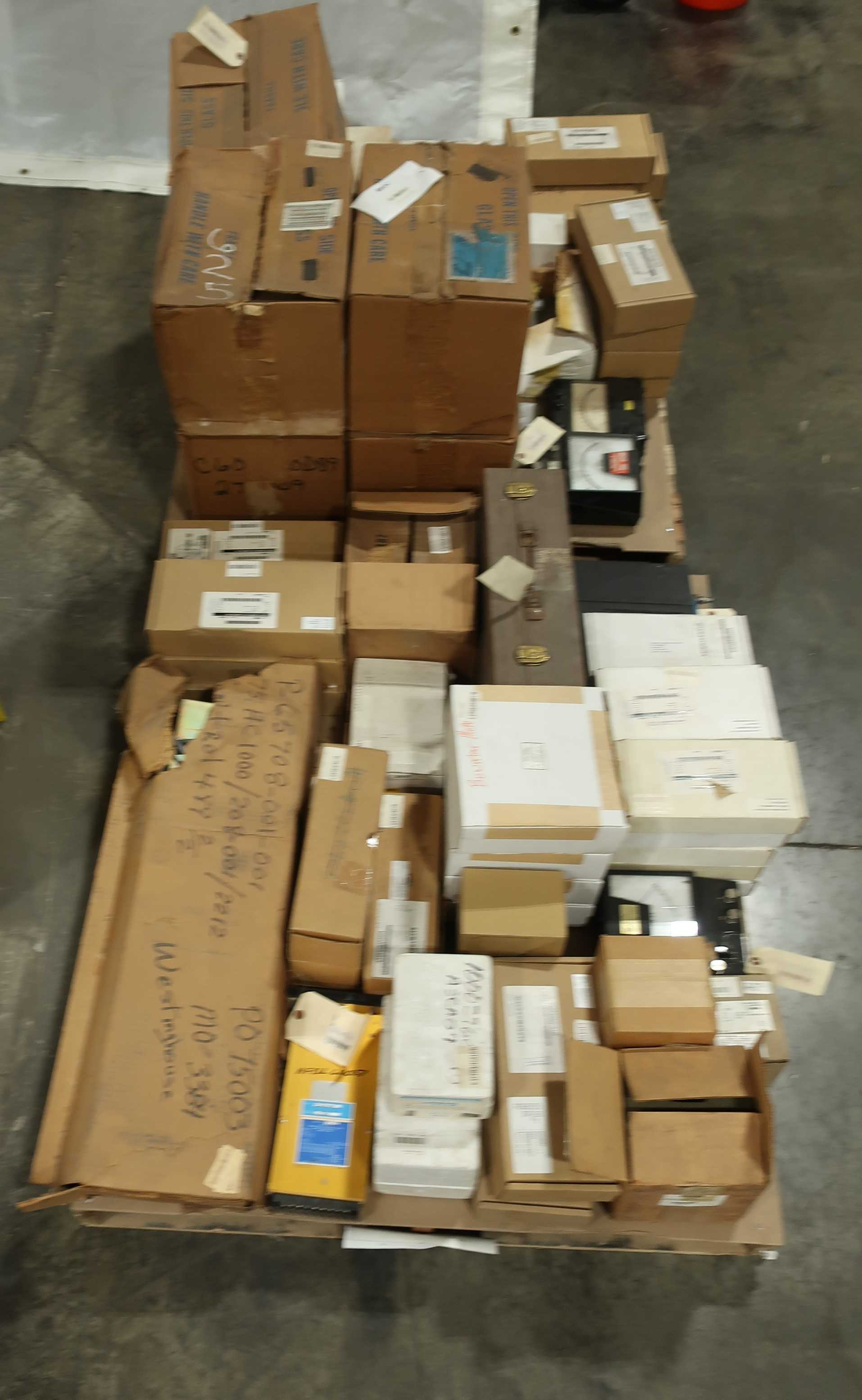 SKU 1775785 - 2 PALLETS OF ASSORTED PANEL METERS - PANEL METERS