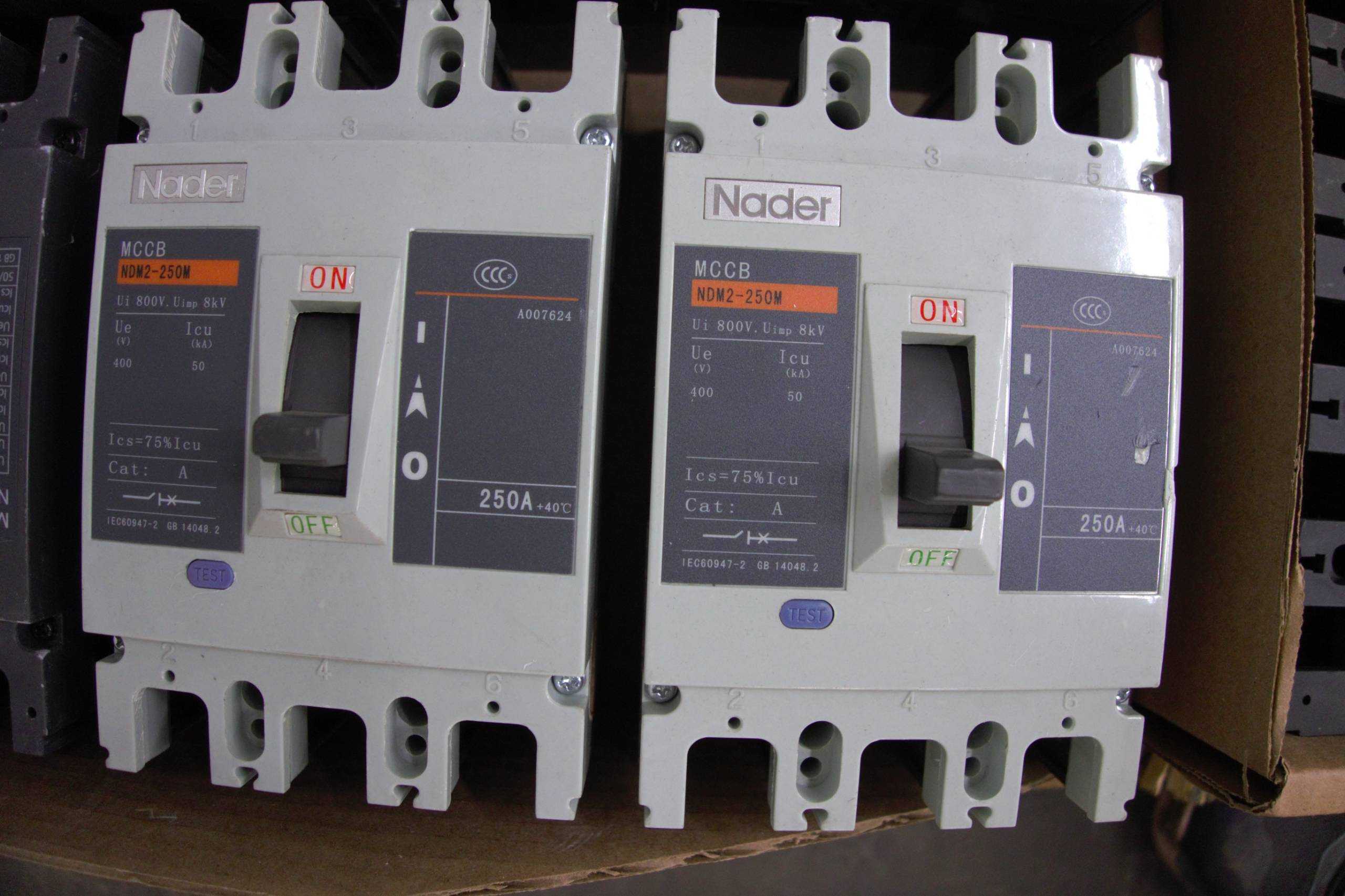 SKU 1785943 - PALLET OF ASSORTED CIRCUIT BREAKERS; SQUARE D, NADER - CIRCUIT BREAKERS