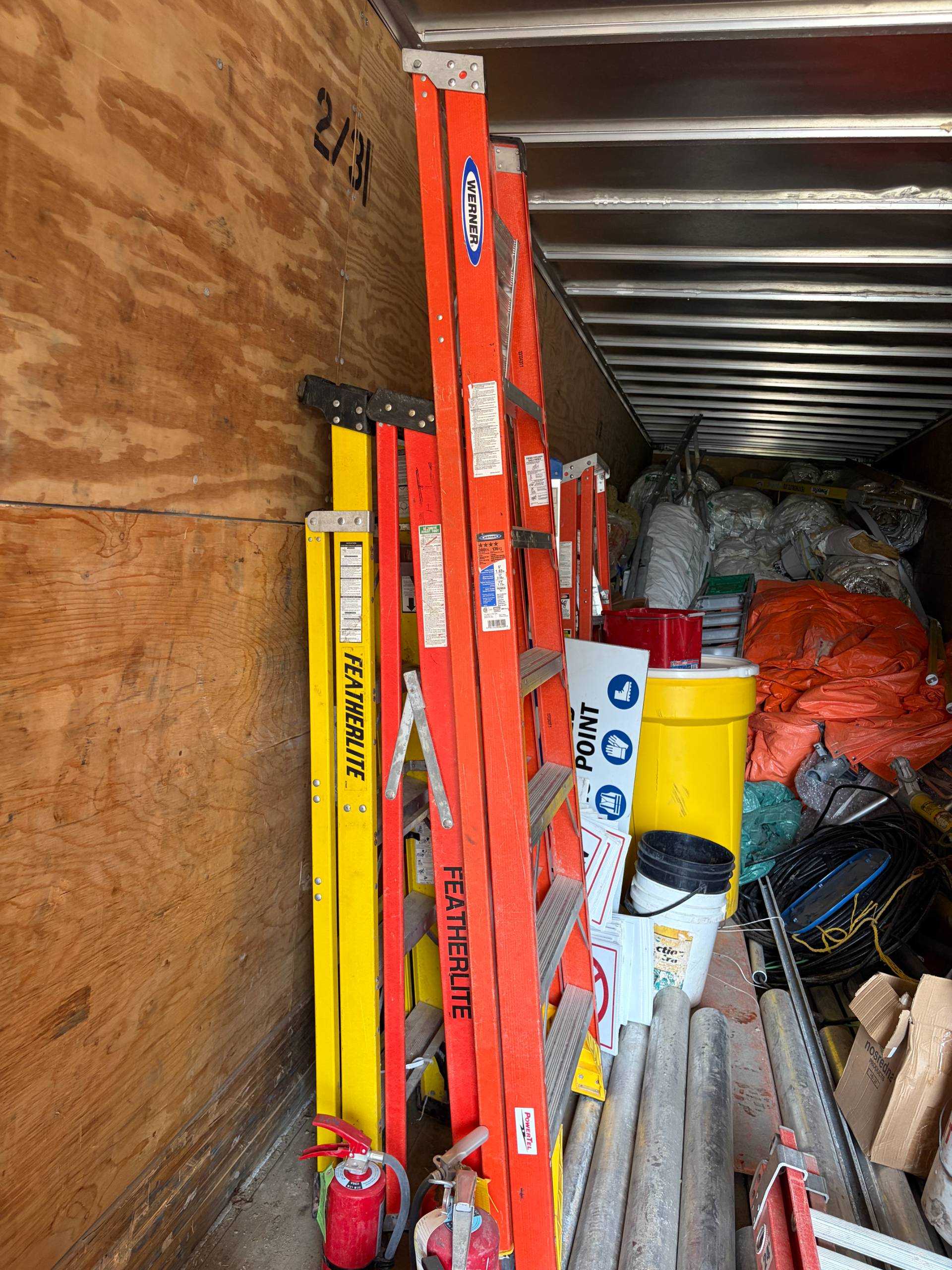 Dry Van Trailer With Aluminum Pipe, Ladders, Insulation, Tarps & Fire Extinguishers - DRY VAN TRAILER