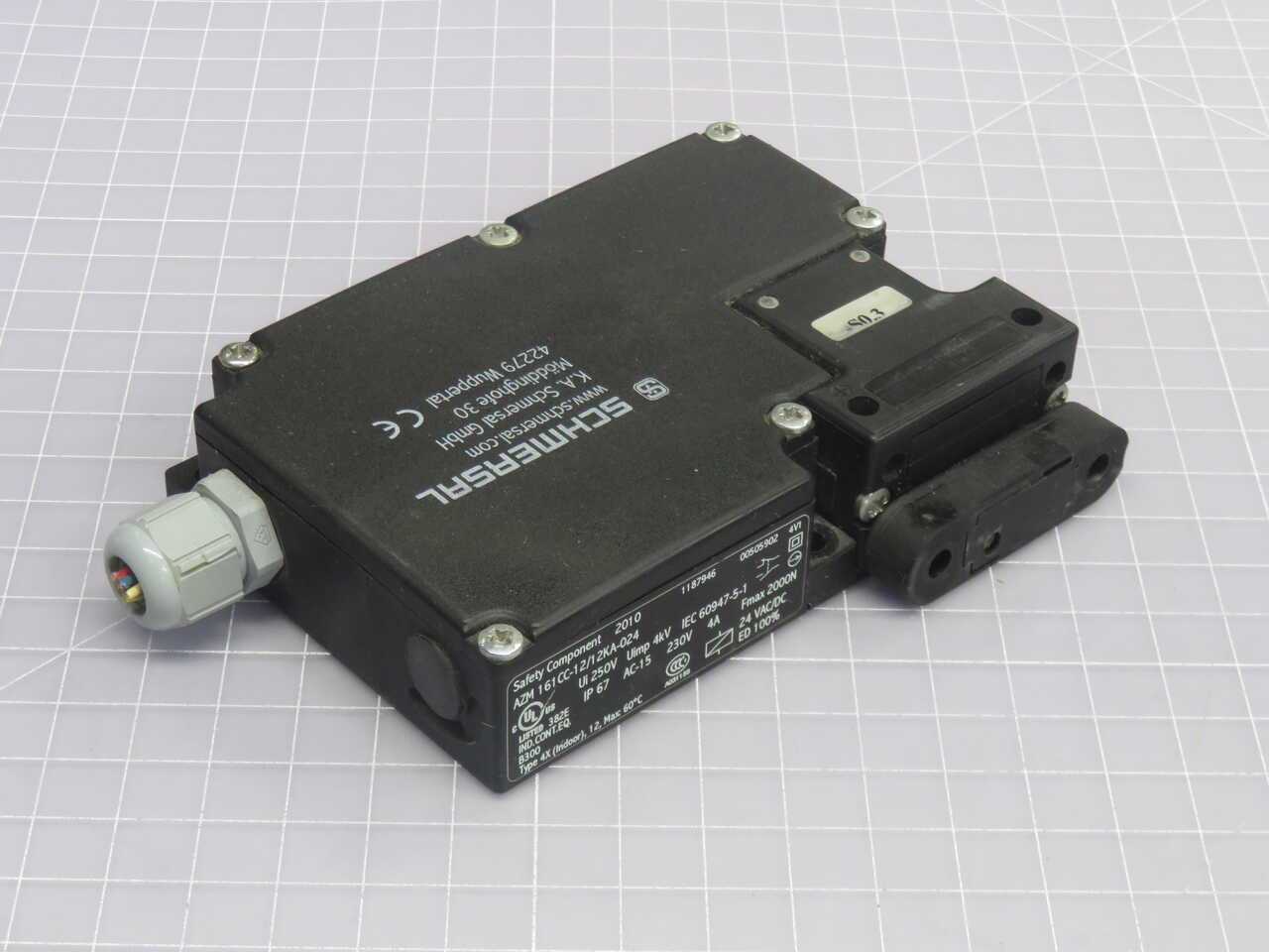 SCHMERSAL AZM 161CC-12/12KA-024 SOLENOID SAFETY INTERLOCK SWITCH WITH GUARD LOCKING, 24VDC - SWITCHES
