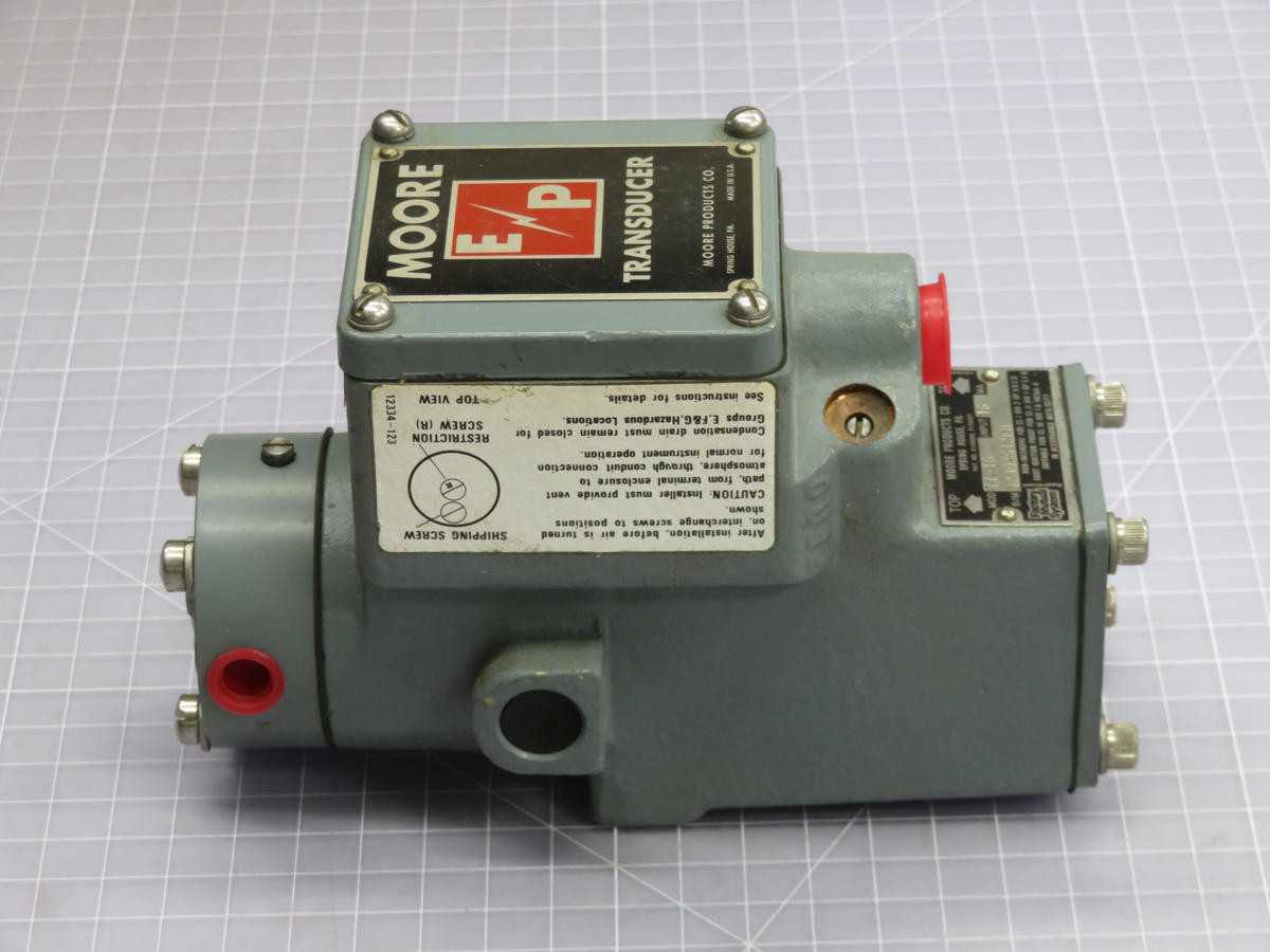 MOORE 77-16 PRESSURE TRANSDUCER T238193 - PRESSURE TRANSMITTER