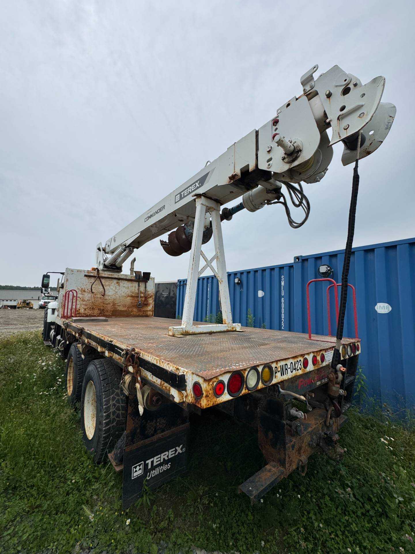 2015 International SF567 RBD Truck - 6X4 Terex Commander 5050 Digger Derrick - SERVICE TRUCKS