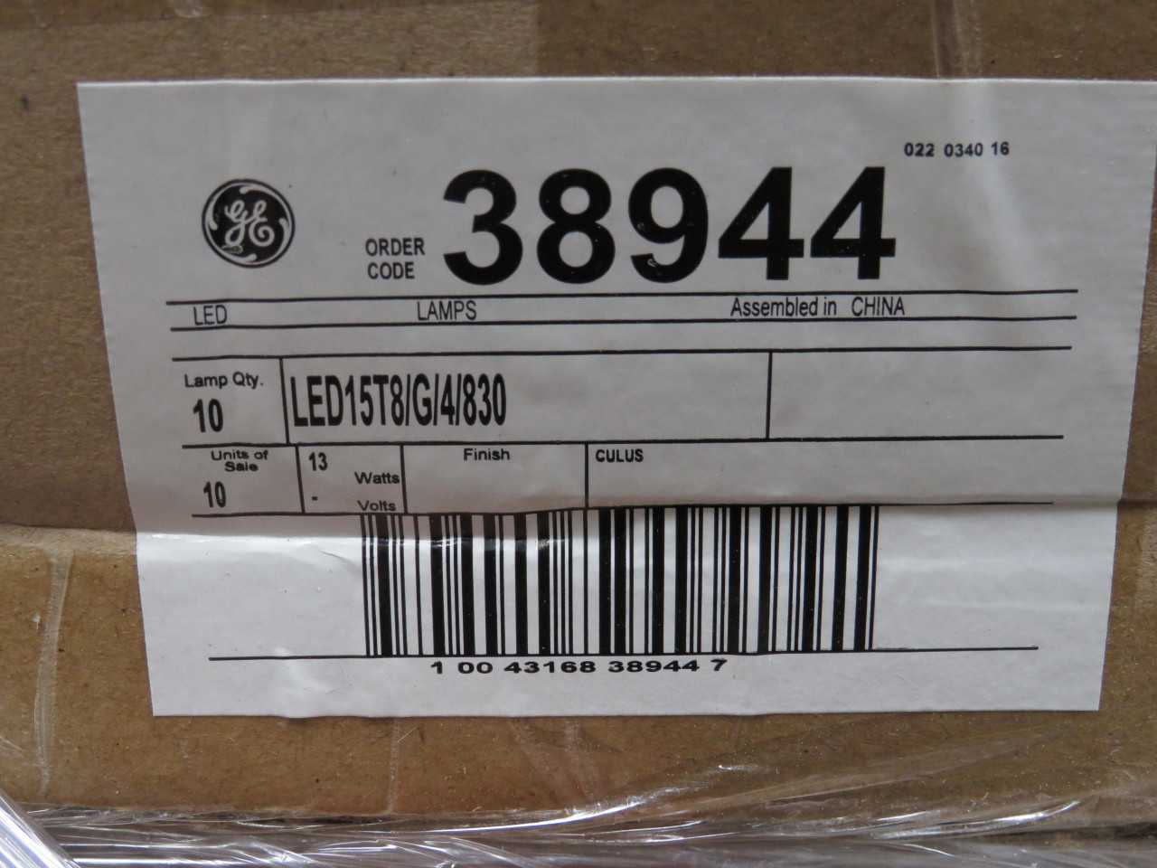 LOT OF 440 GE 38944 LED15T8/G/4/830
 T8 13 WATT 48 INCH LED STRAIGHT TUBE MEDIUM B-PIN (G13) 3000 K - LIGHTING