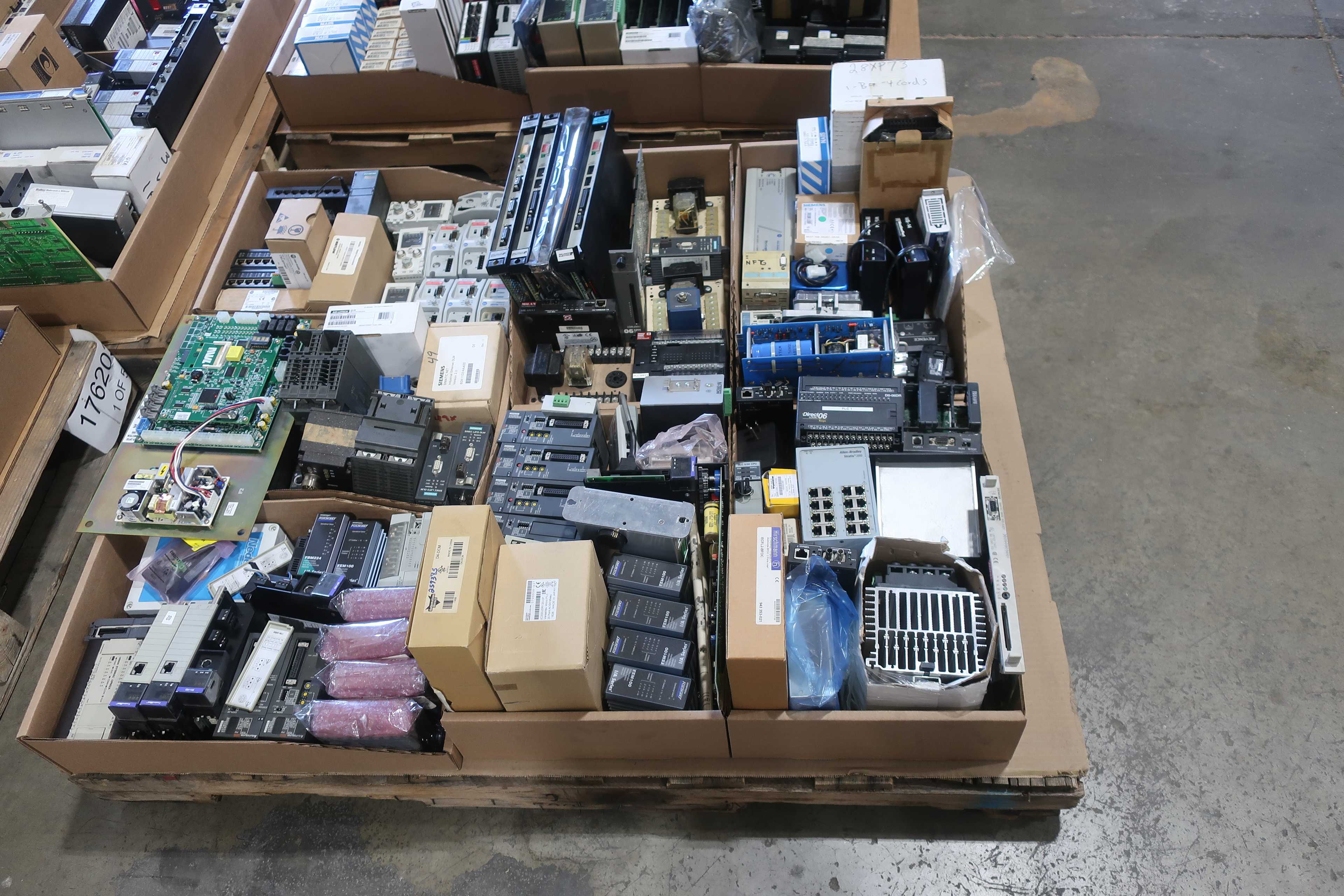 SKU 1762039 - 5 PALLETS OF ASSORTED CONTROLLER AND ETHERNET MODULES - AUTOMATION & CONTROLS