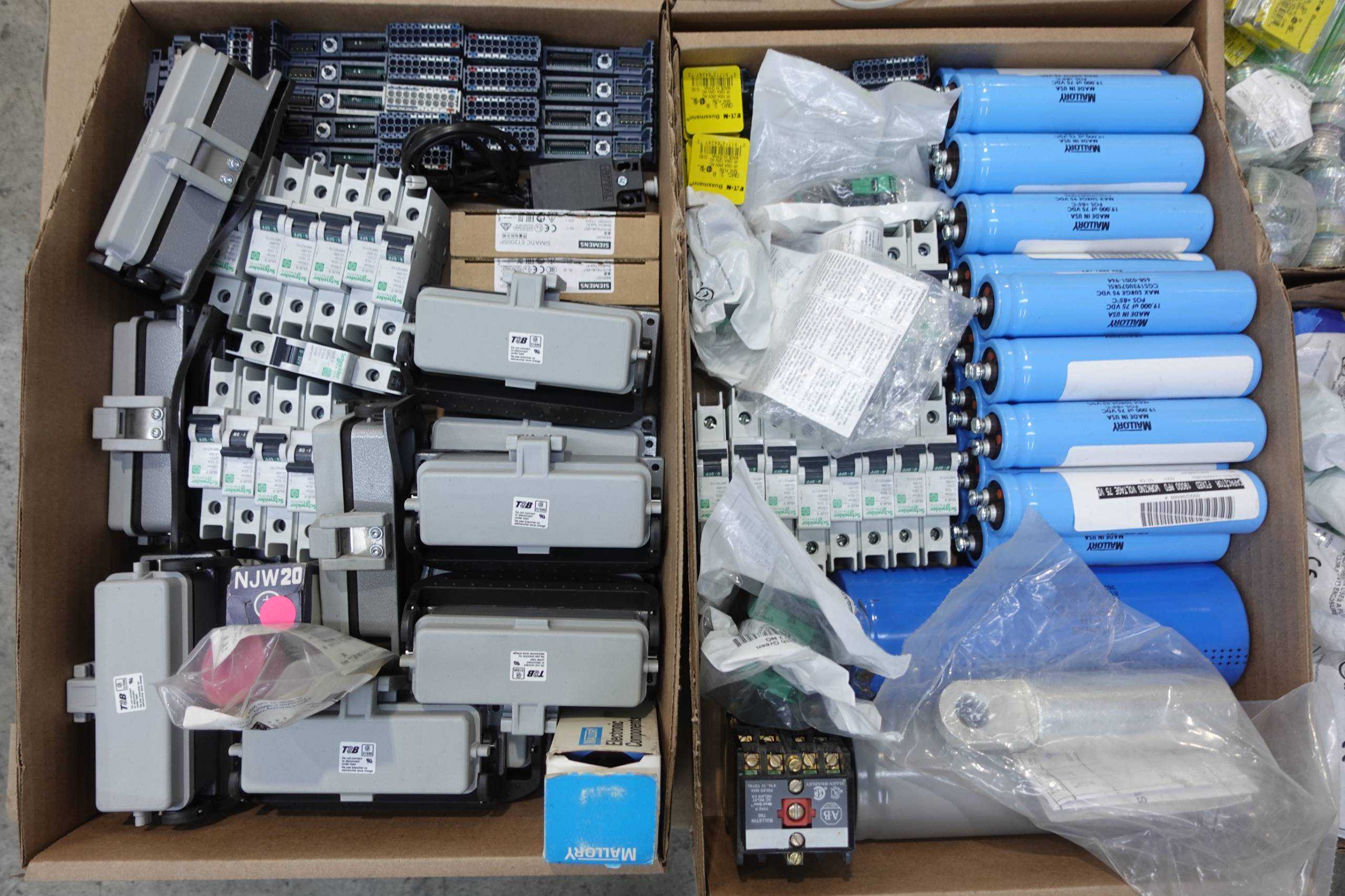 SKU 1779691 - 3 PALLETS OF ELECTRICAL COMPONENTS - ELECTRICAL COMPONENTS