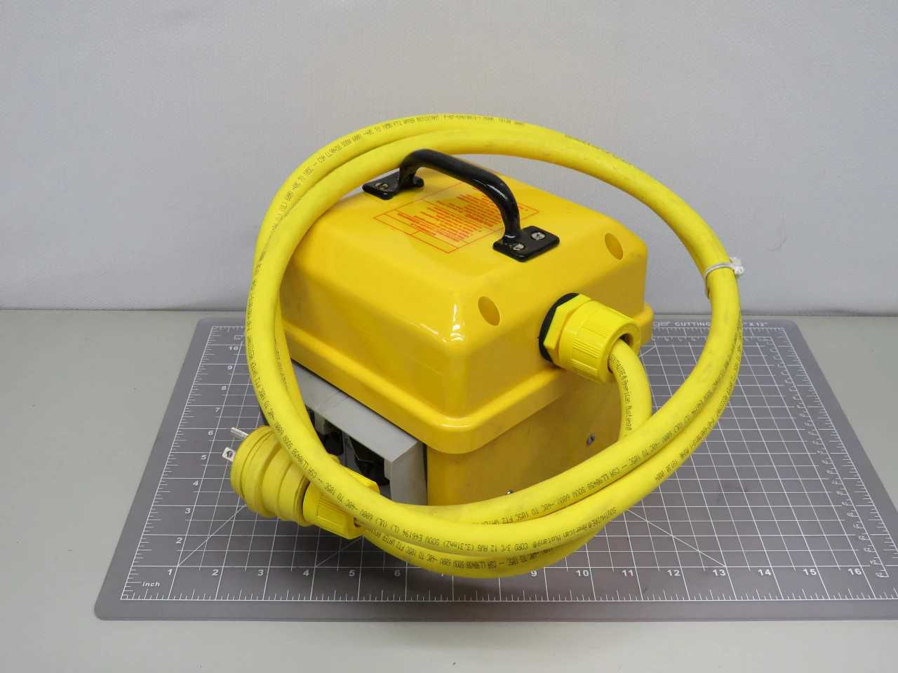 Woodhead 1301350315 20Amp Portable GFCI Duplex Work Station T165814 - ELECTRICAL COMPONENTS