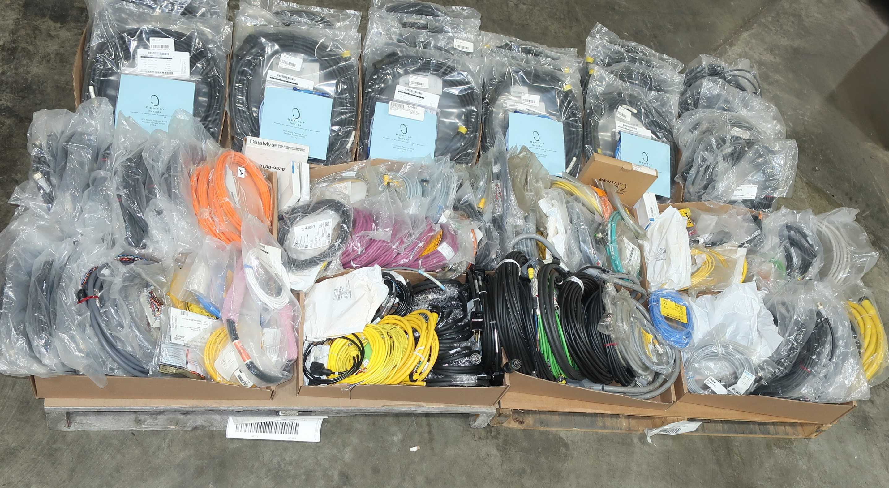 SKU 1775539 - 2 PALLETS OF ASSORTED CORDSET CABLES - CORDSET CABLES